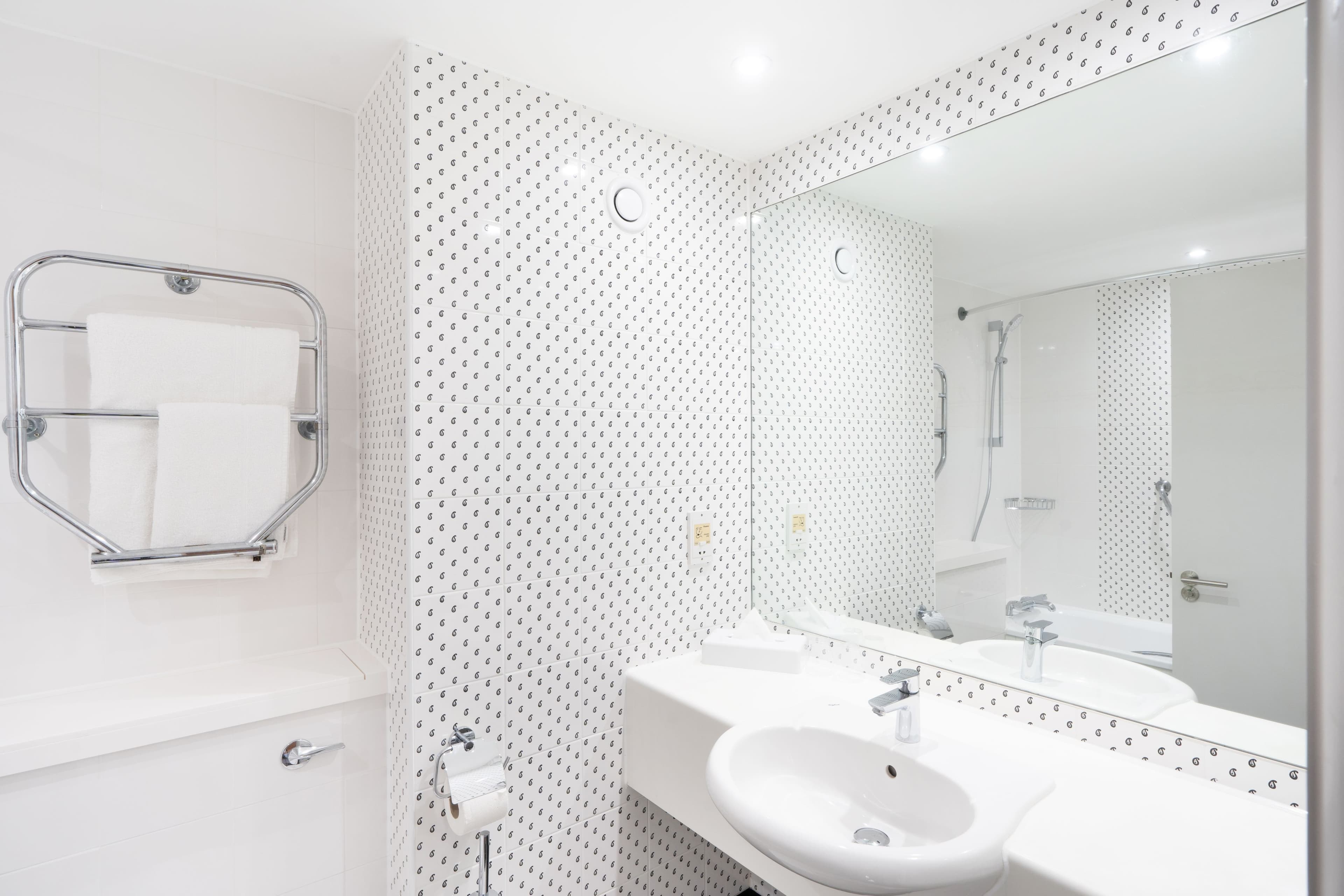 Holiday Inn Hemel Hempstead M1, Jct. 8 — 5