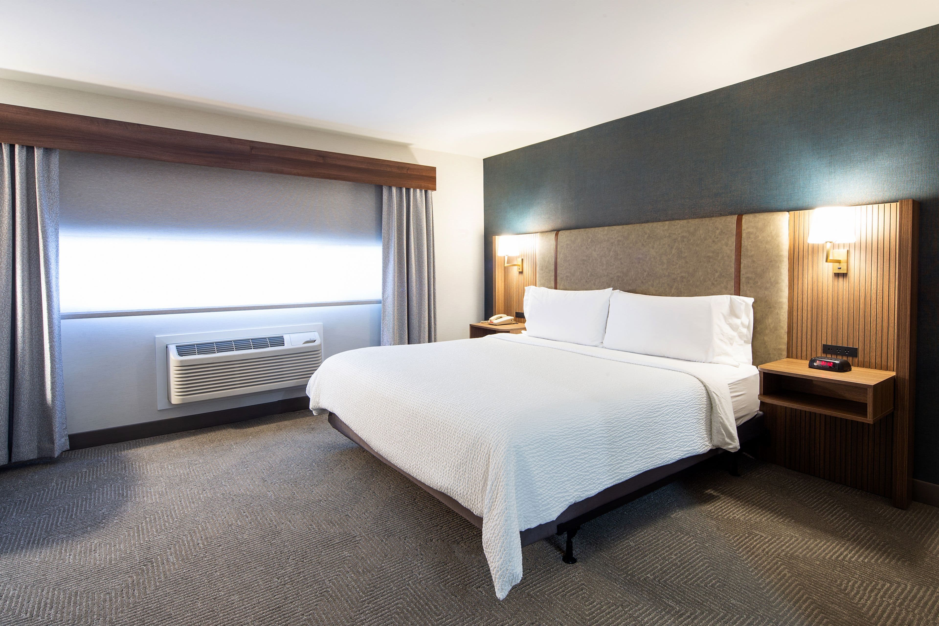 Holiday Inn Hinton — 7
