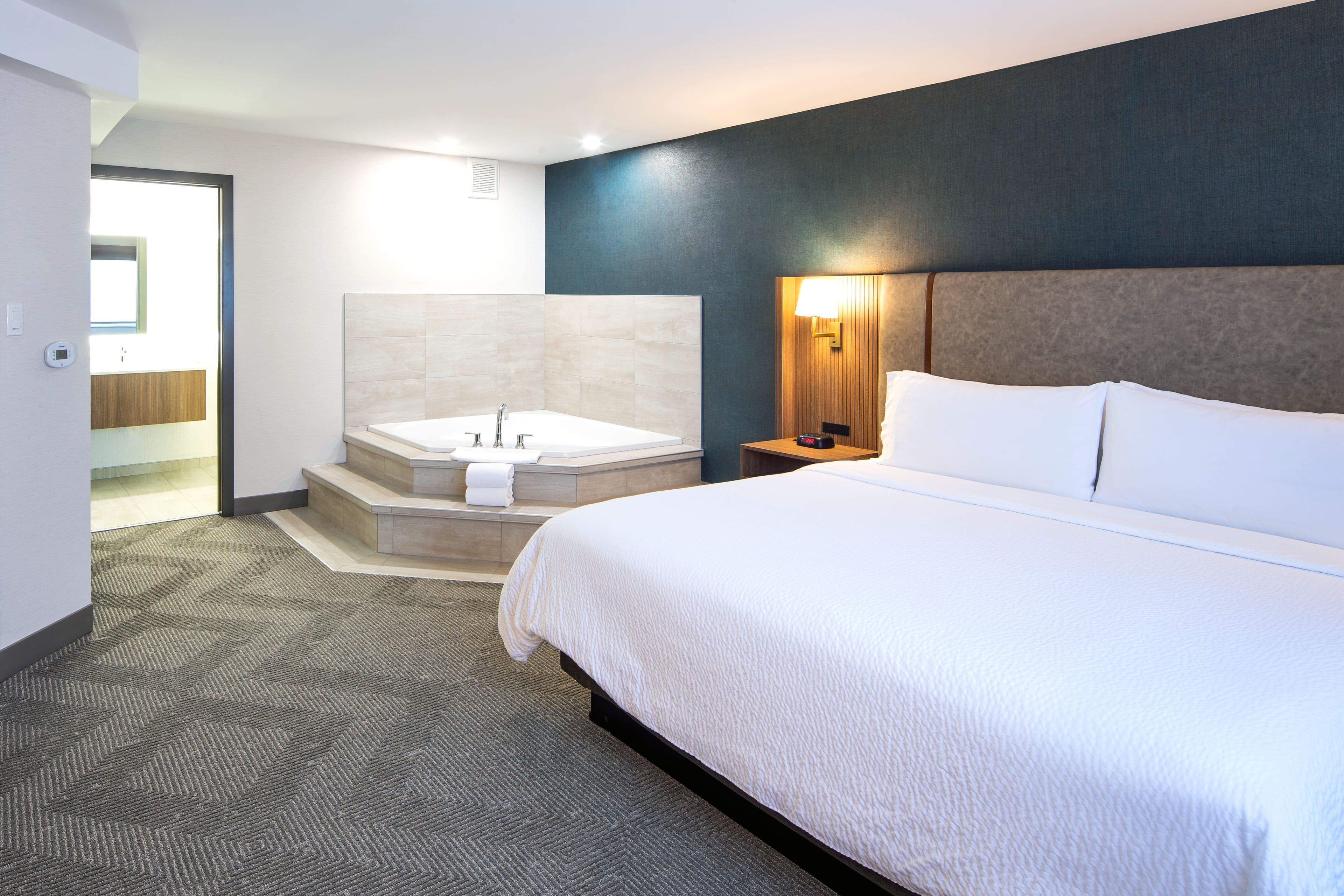 Holiday Inn Hinton — 24