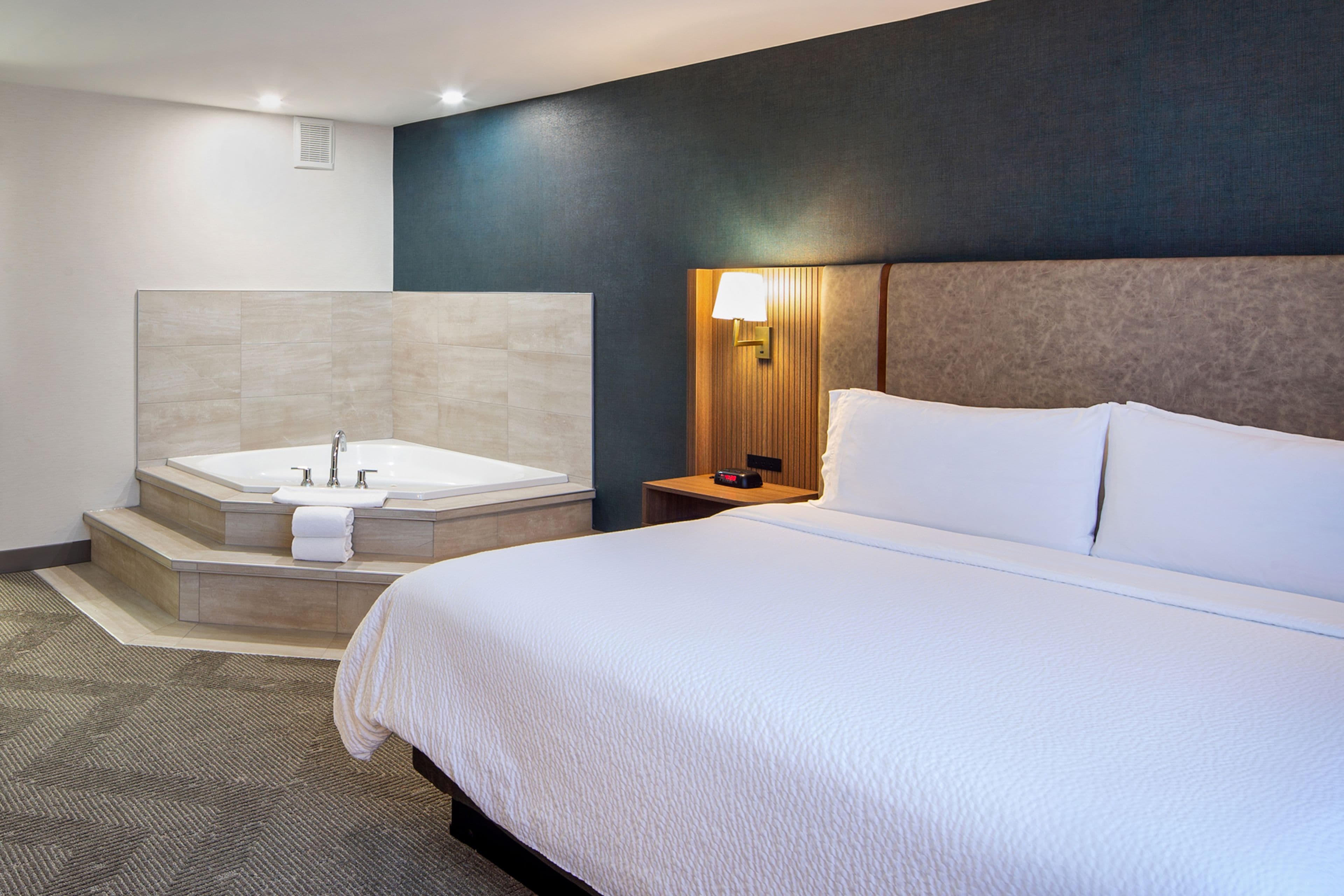 Holiday Inn Hinton — 26