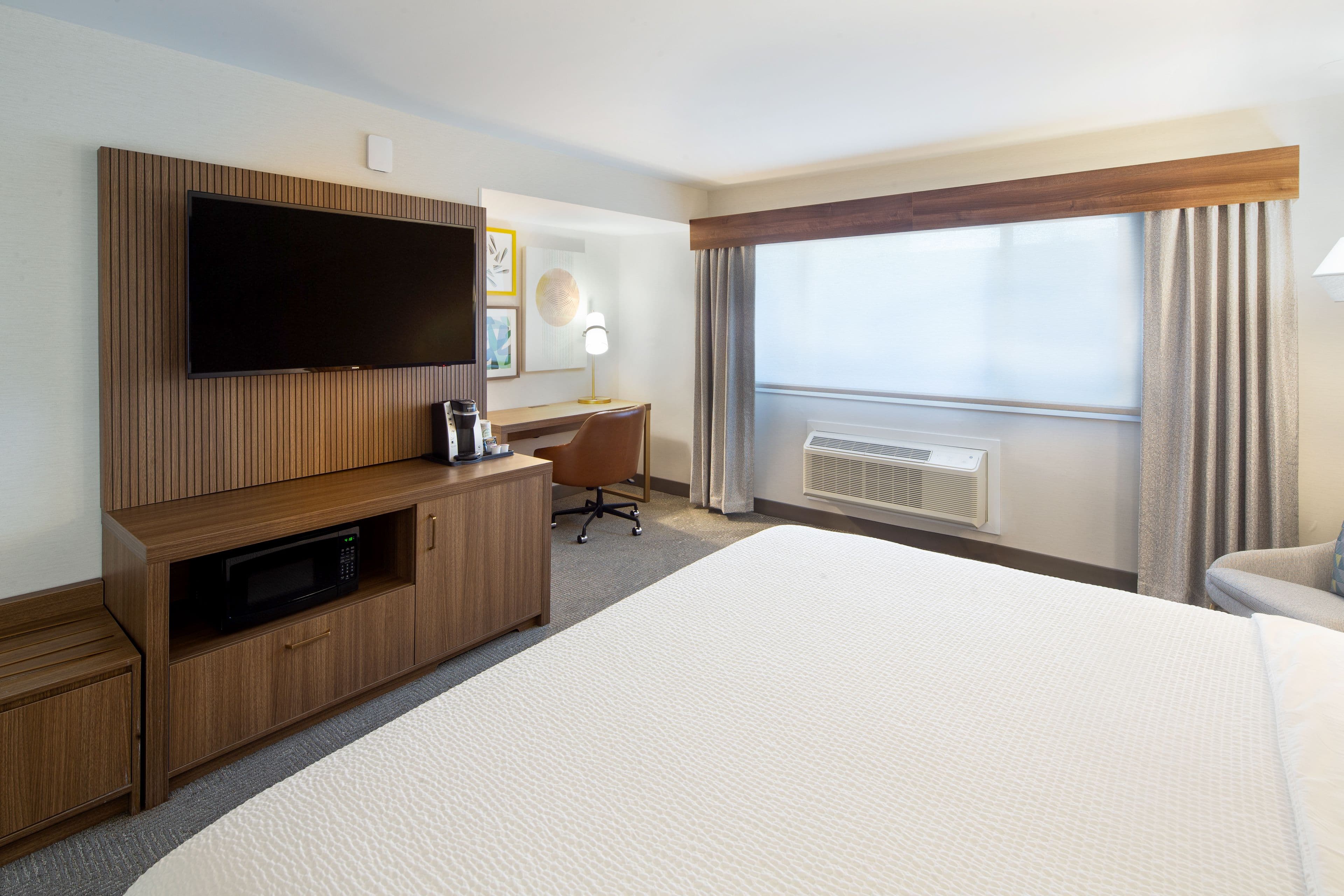 Holiday Inn Hinton - Image 5