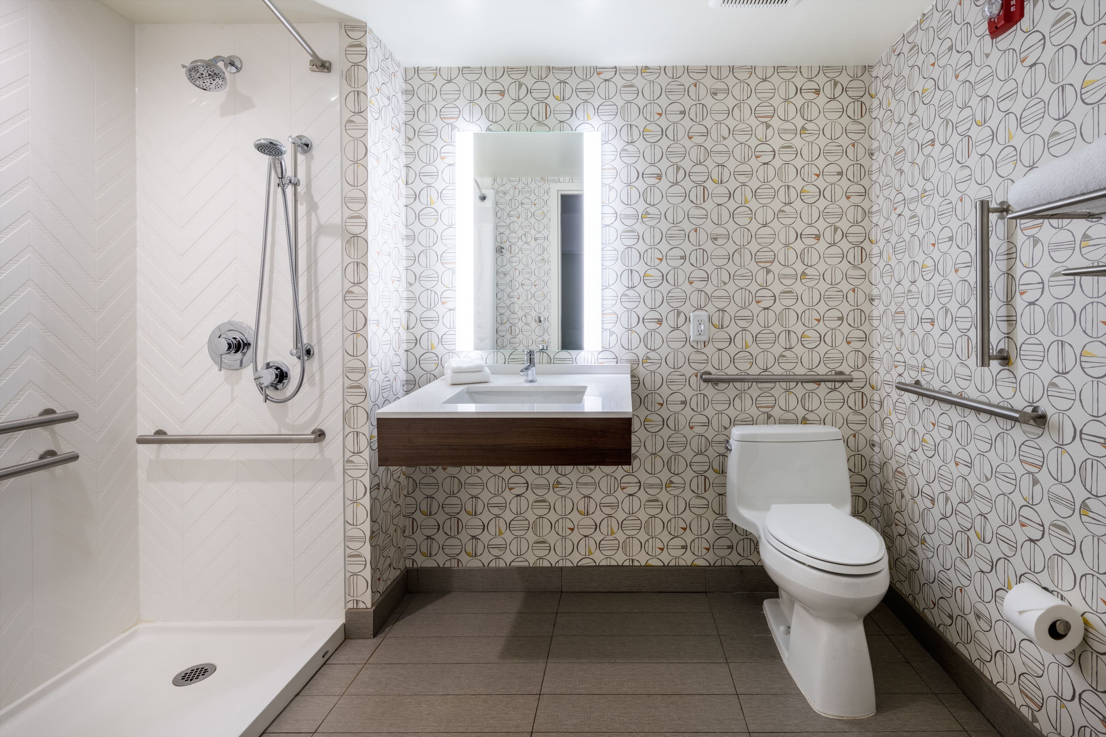 Holiday Inn Long Island - ISLIP Arpt East — 38