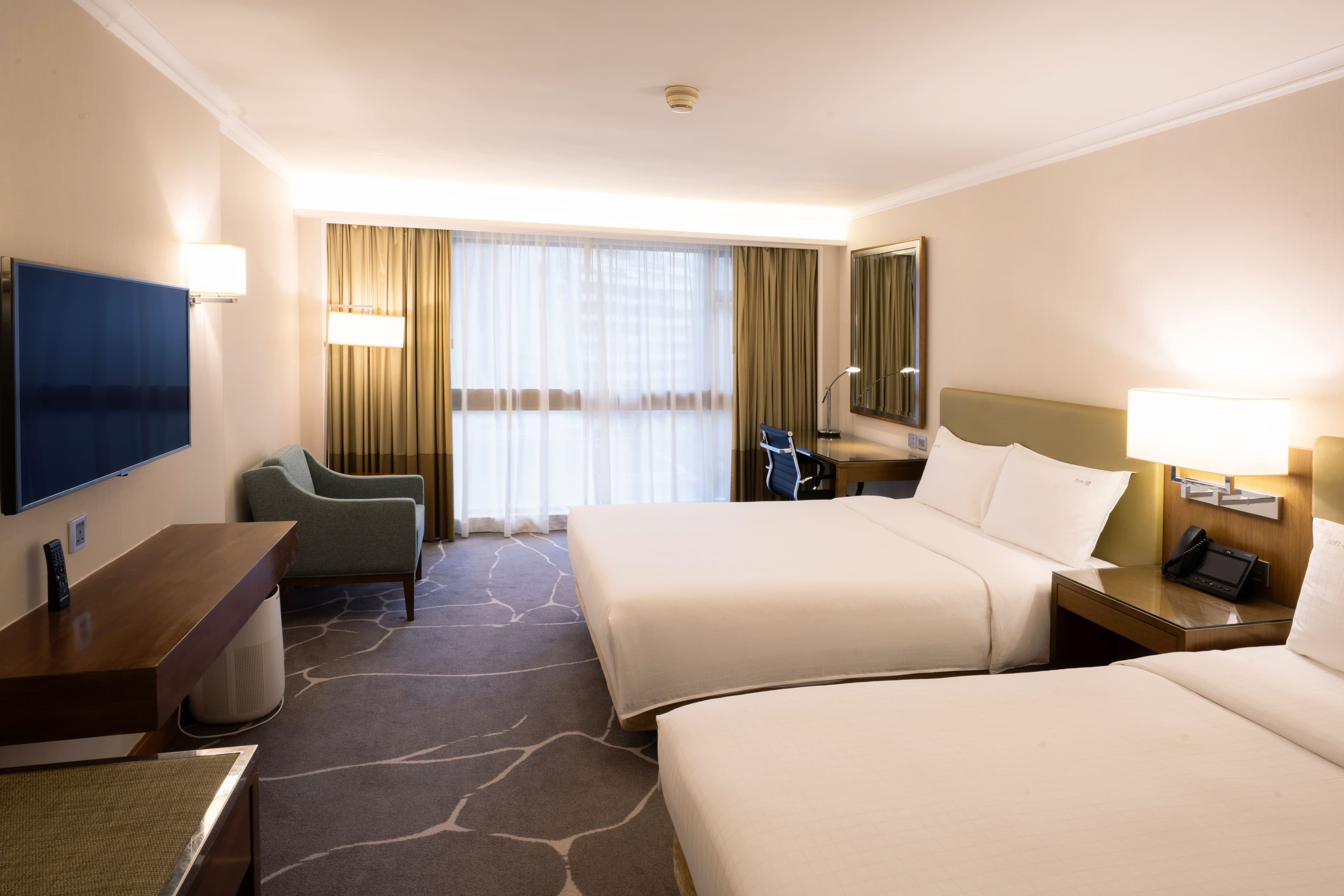 Holiday Inn Golden Mile Hong Kong — 7