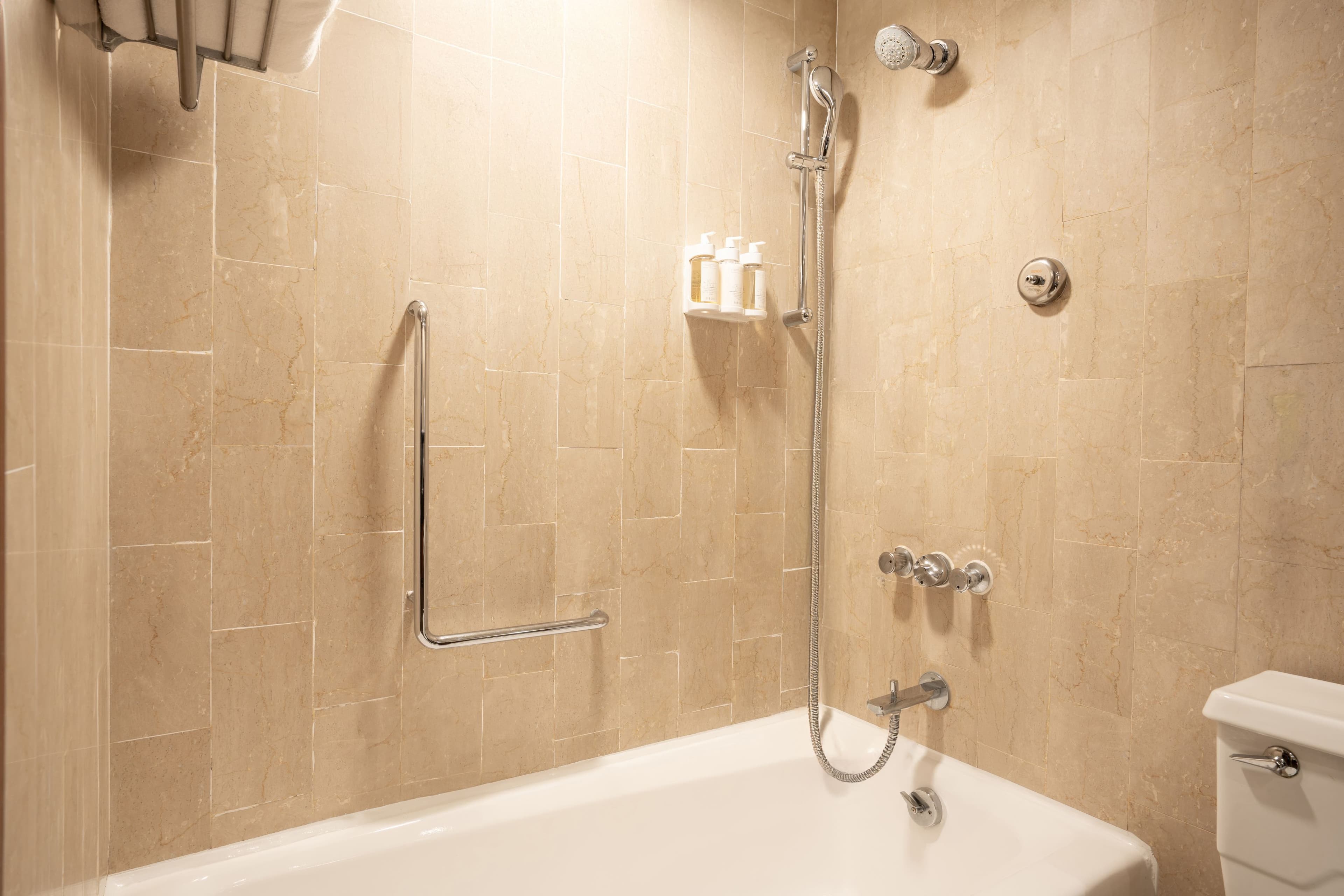 Holiday Inn Golden Mile Hong Kong - Image 4