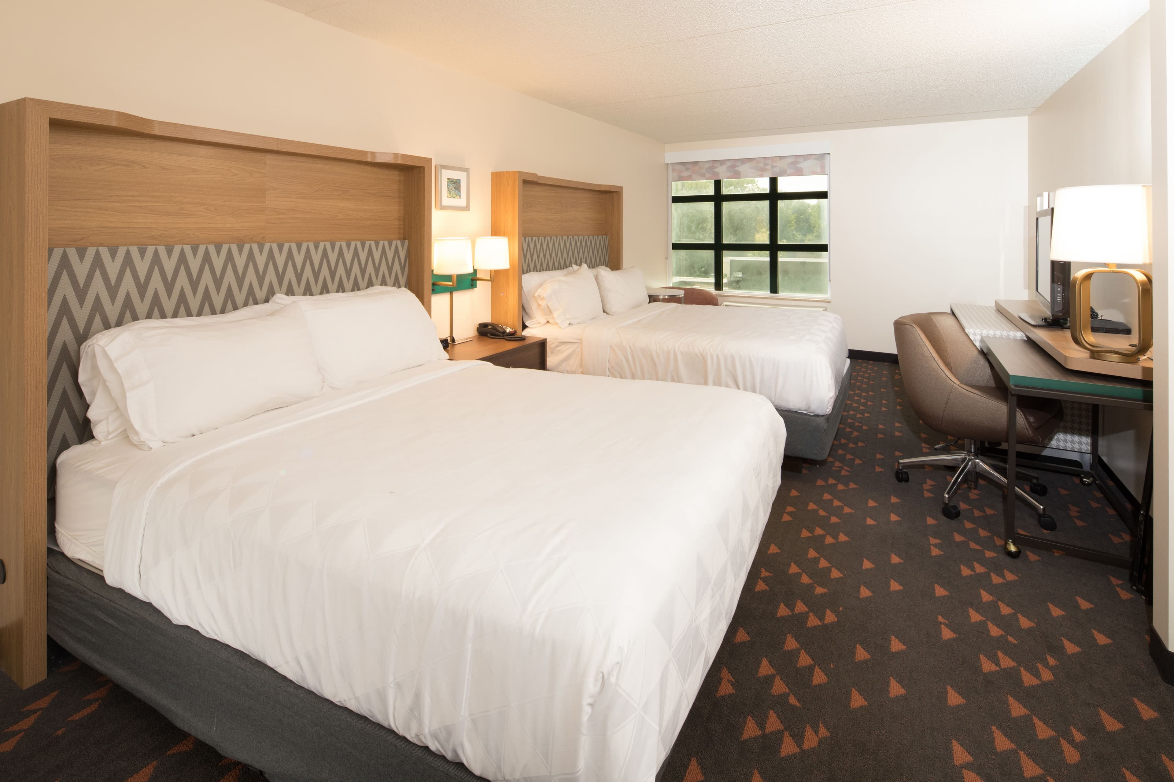 Holiday Inn & Suites Ann Arbor Univ. Michigan Area — 19