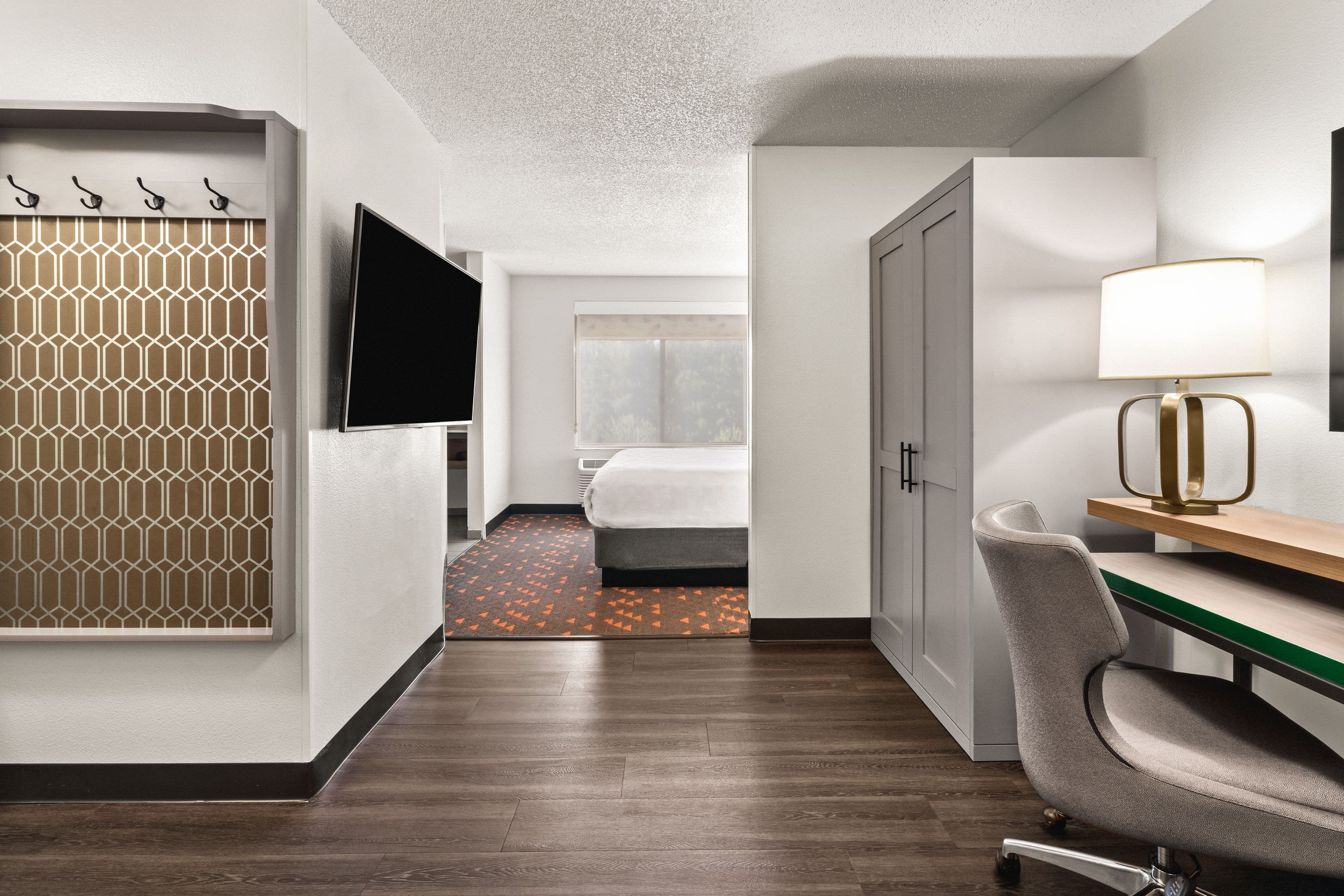 Holiday Inn & Suites Bothell — 10