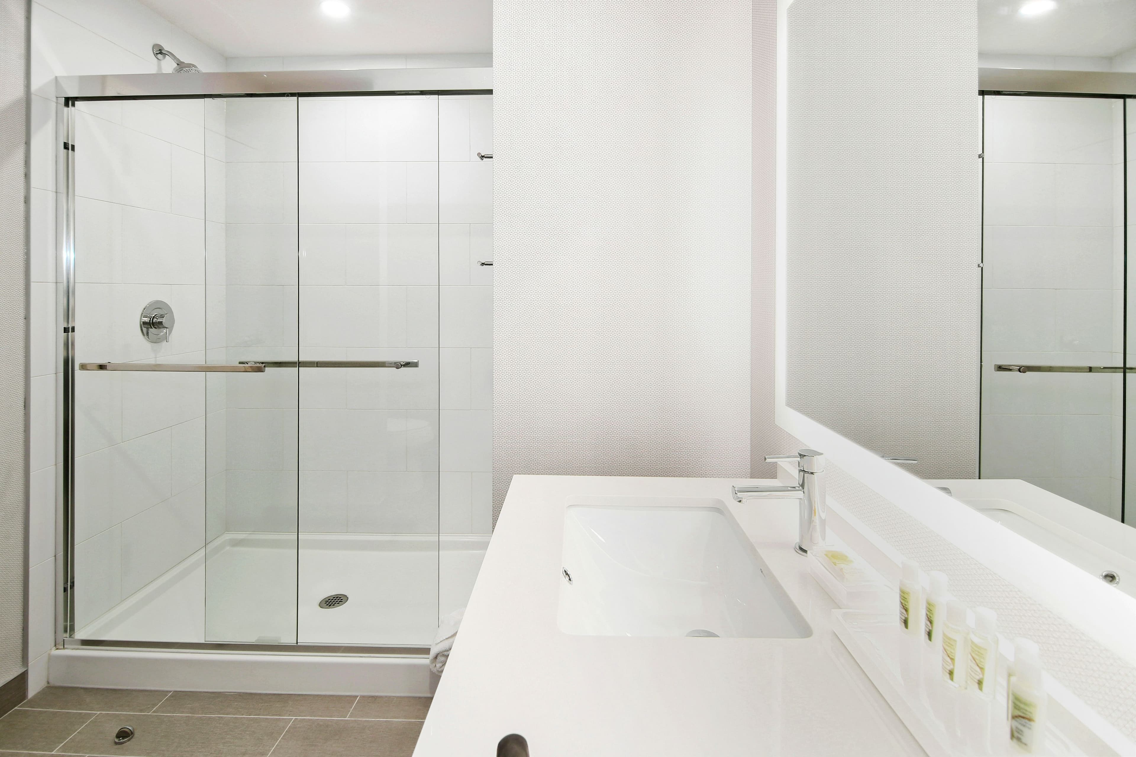 Holiday Inn & Suites Calgary Airport North — 11