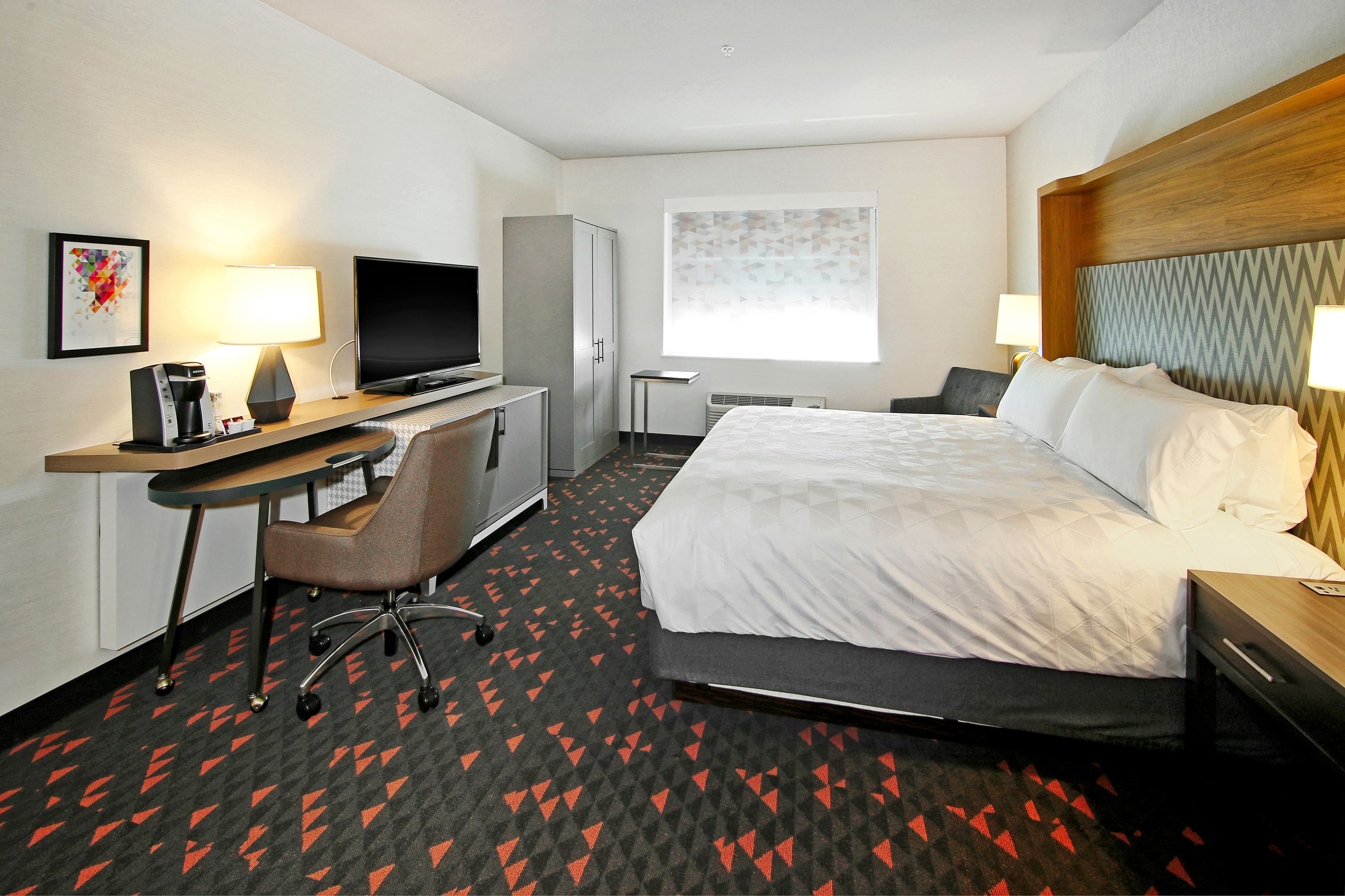 Holiday Inn & Suites Calgary Airport North — 9