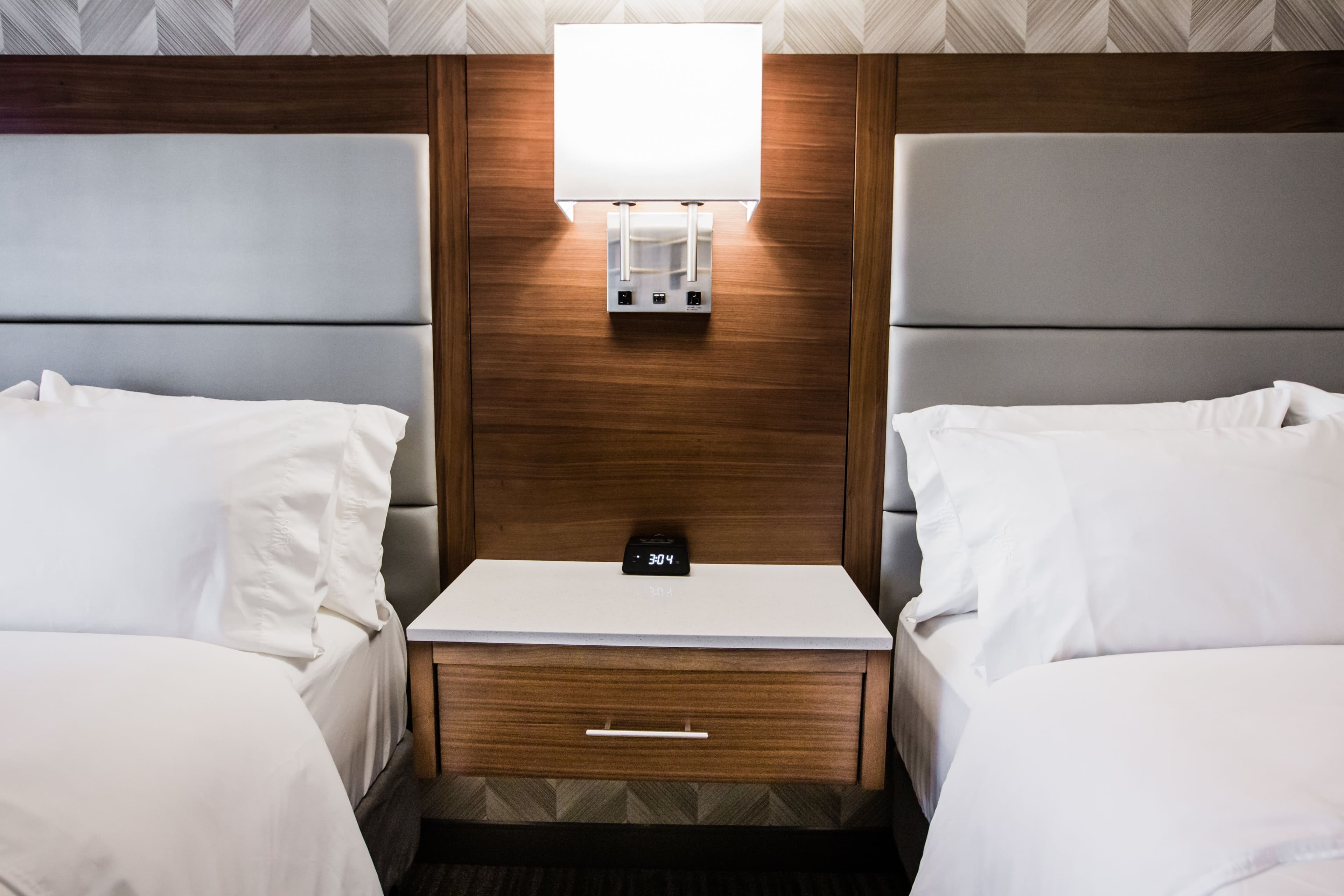 Holiday Inn & Suites Calgary South - Conference Ctr — 35
