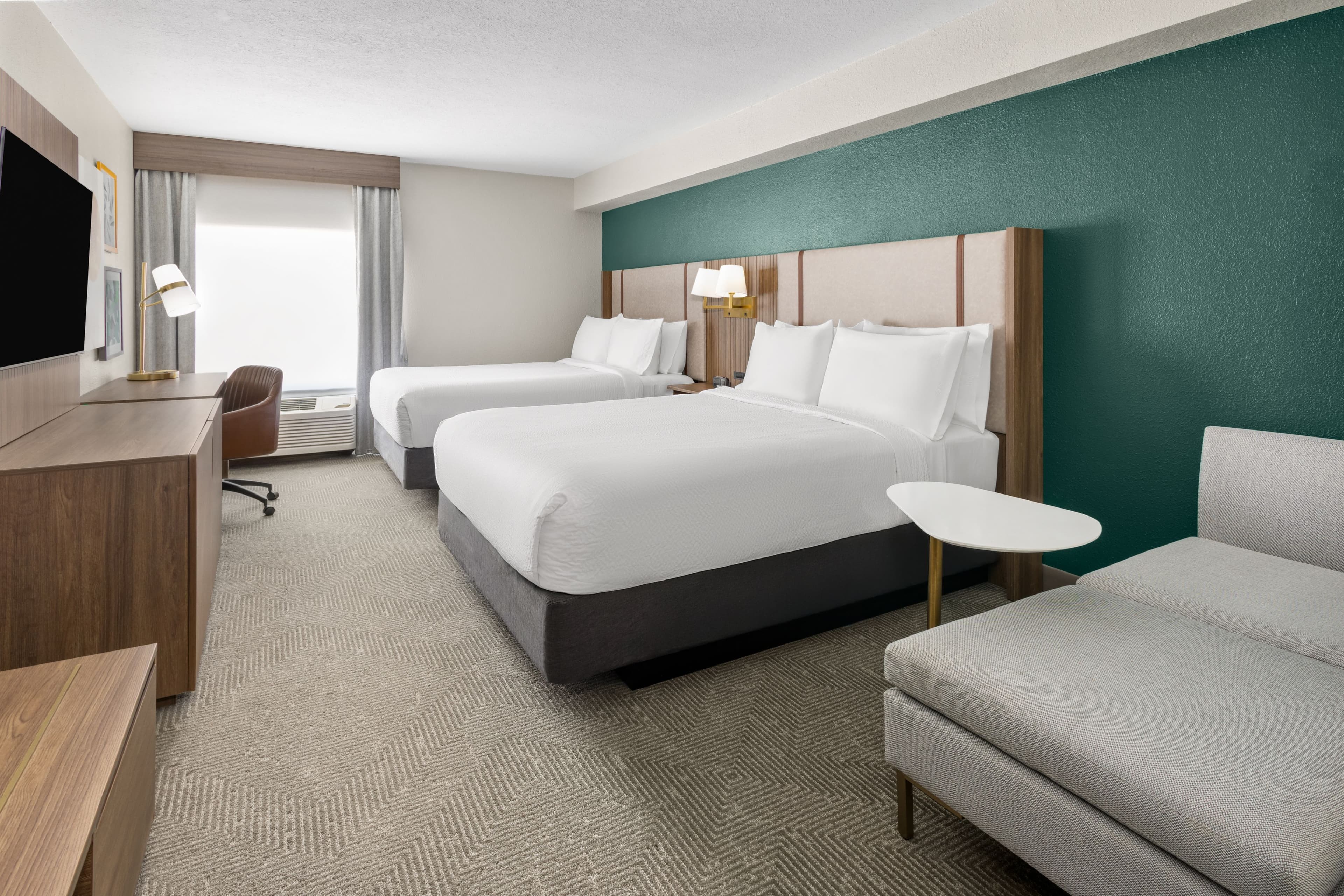 Holiday Inn & Suites Columbia NE - Ft Jackson Area — 9
