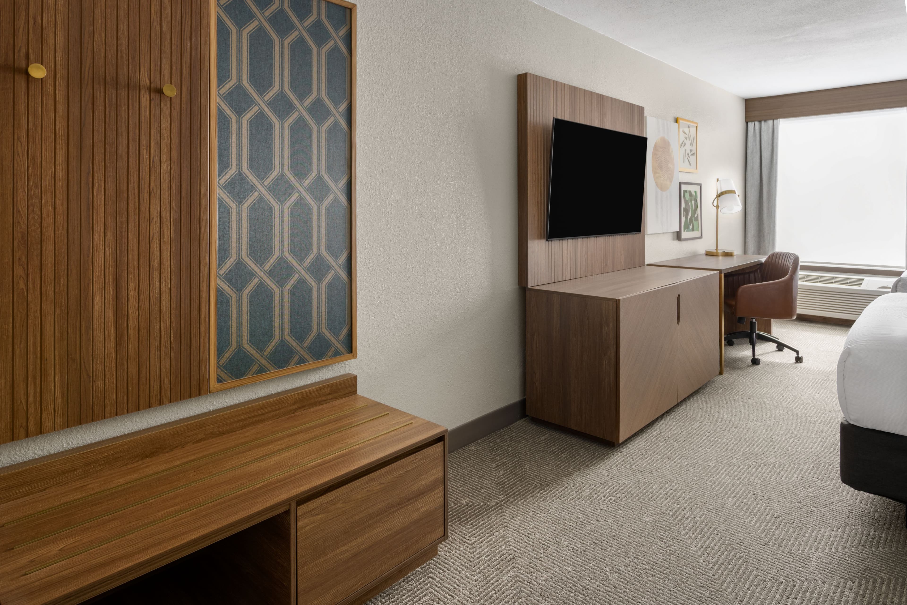 Holiday Inn & Suites Columbia NE - Ft Jackson Area — 10