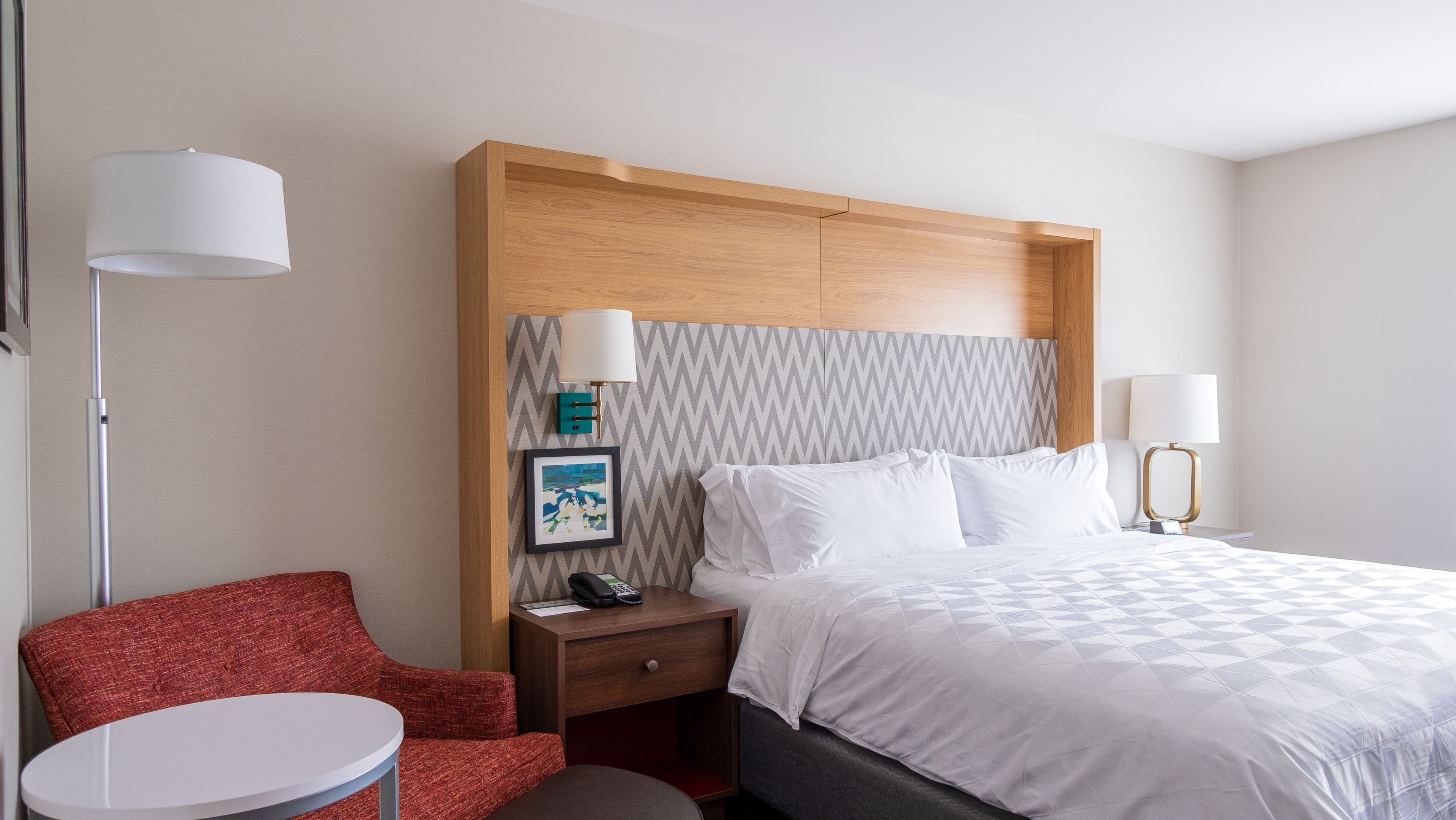 Holiday Inn & Suites Philadelphia W - Drexel Hill — 6