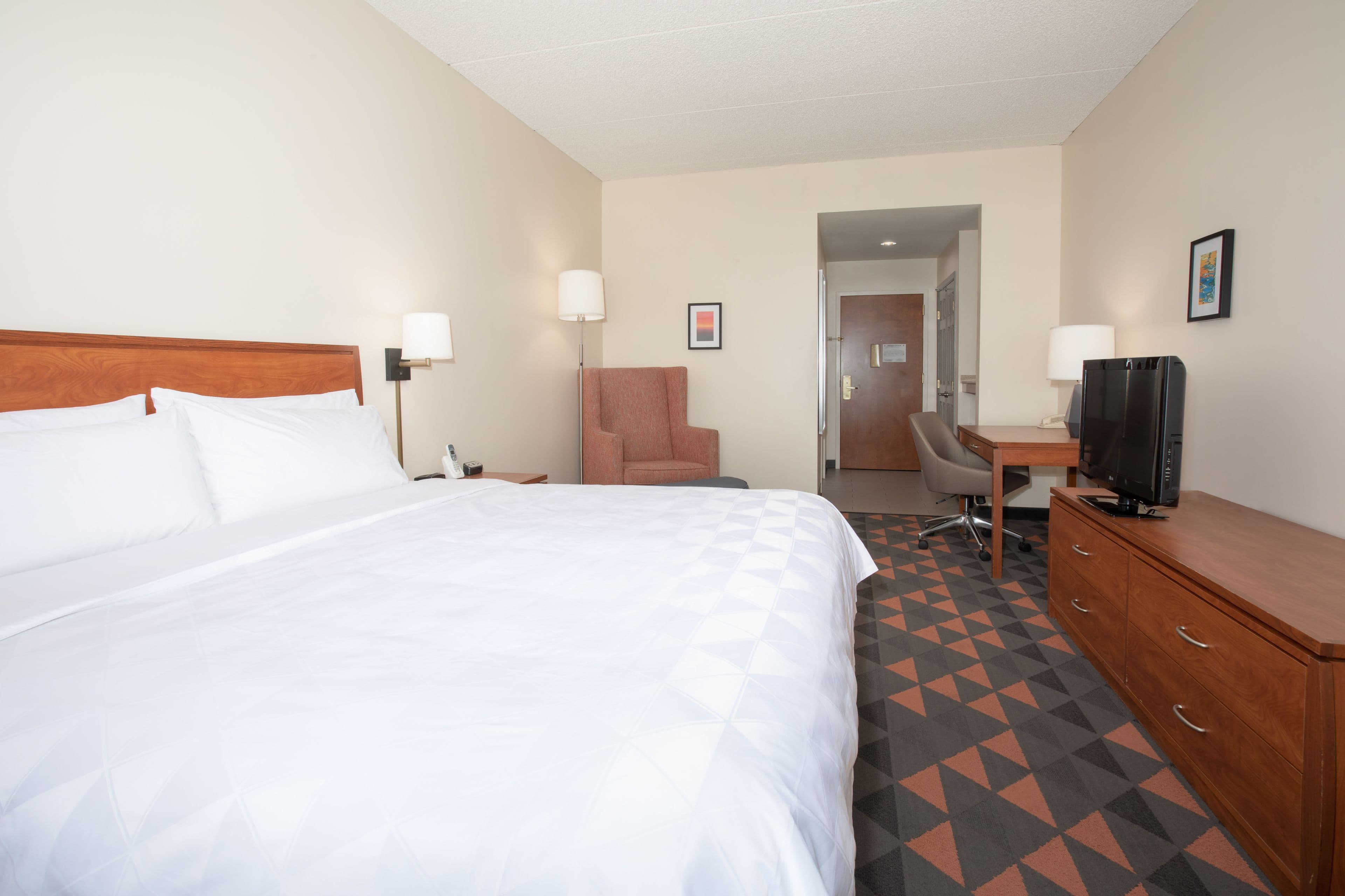 Holiday Inn & Suites Goodyear - West Phoenix Area — 8
