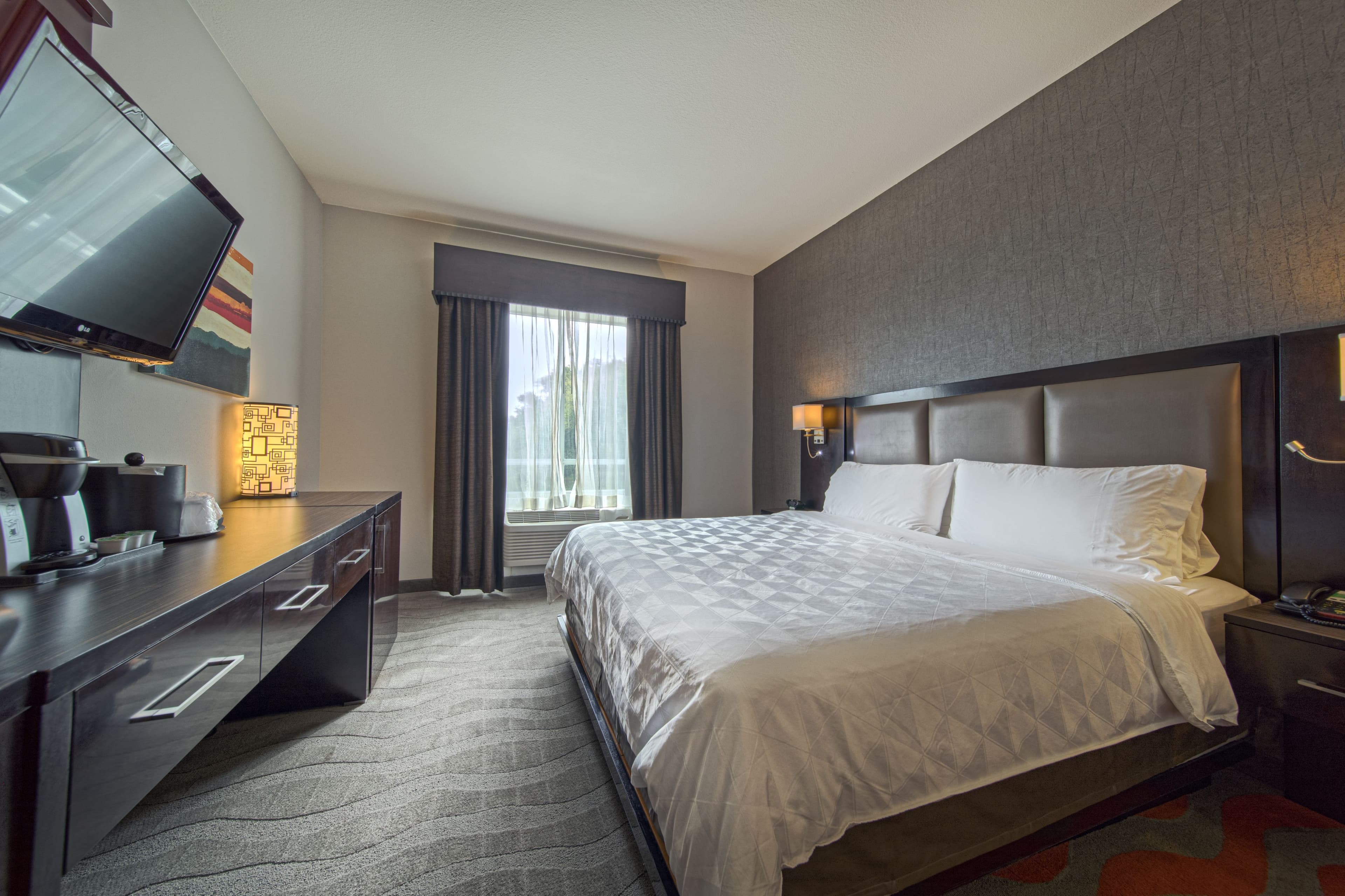 Holiday Inn & Suites Houston West - Westway Park — 6