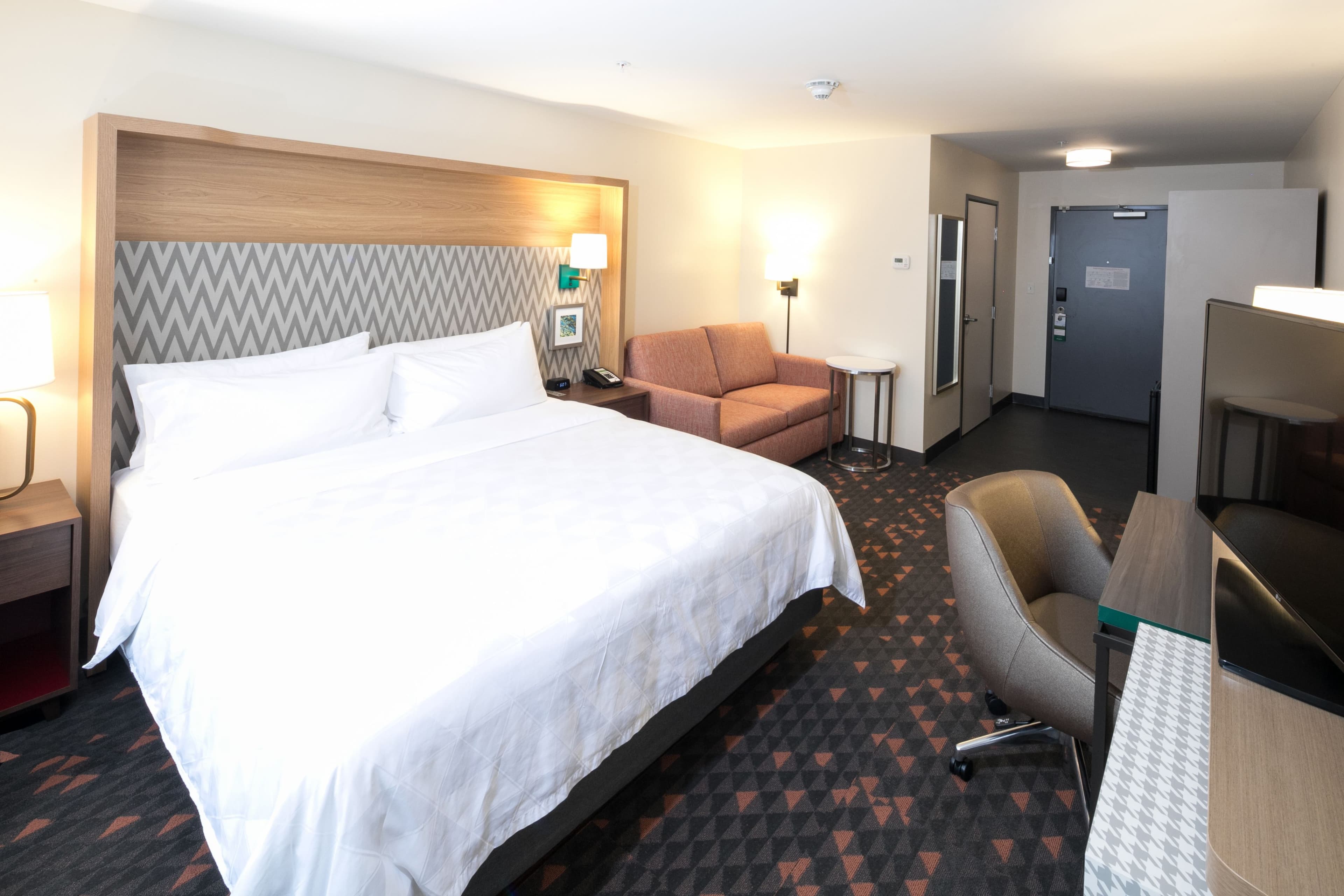 Holiday Inn & Suites Kalamazoo West — 10