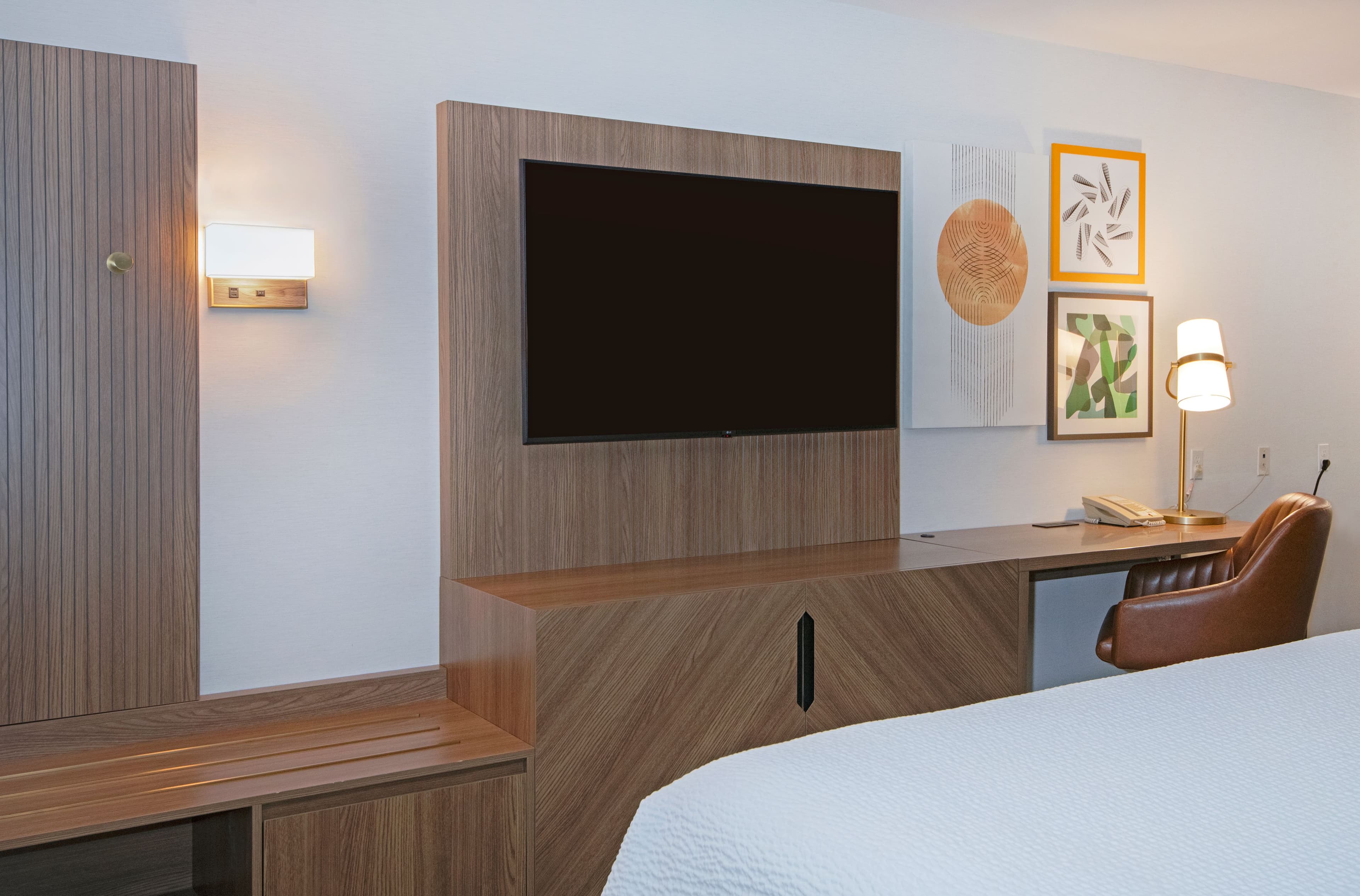 Holiday Inn & Suites Kamloops — 31