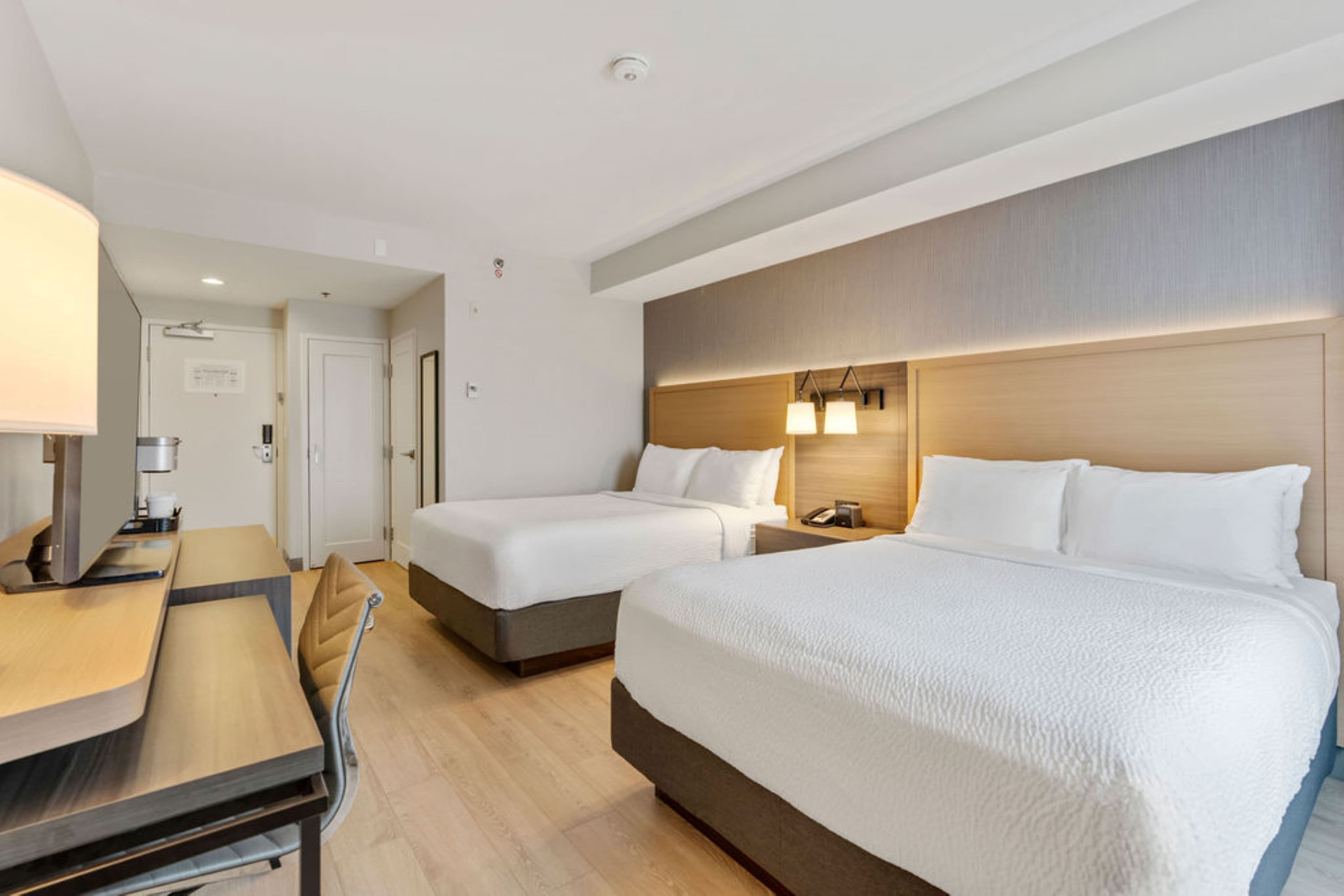 Holiday Inn & Suites Ottawa Kanata — 20