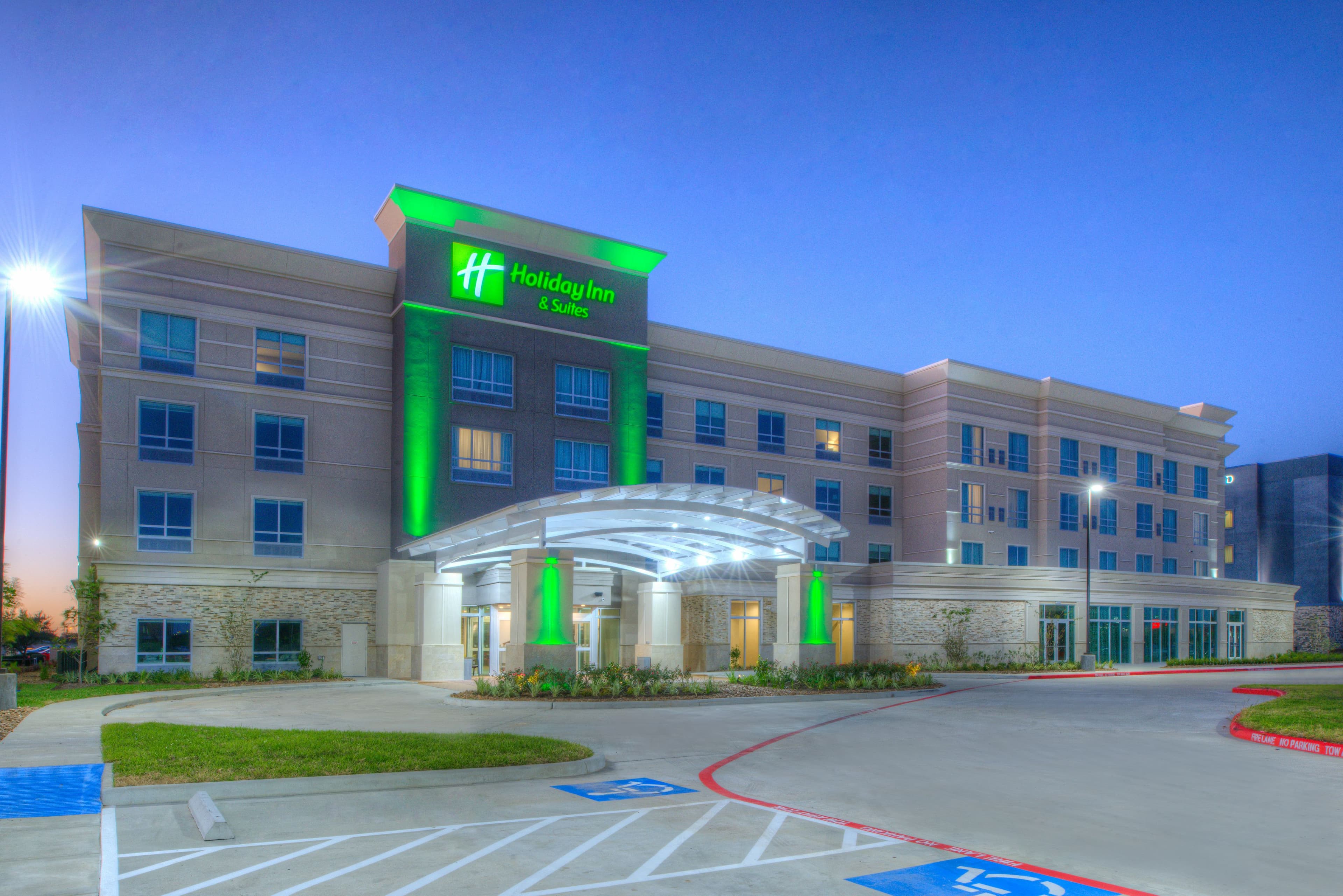 Holiday Inn & Suites Houston West - Katy Mills - Image 1