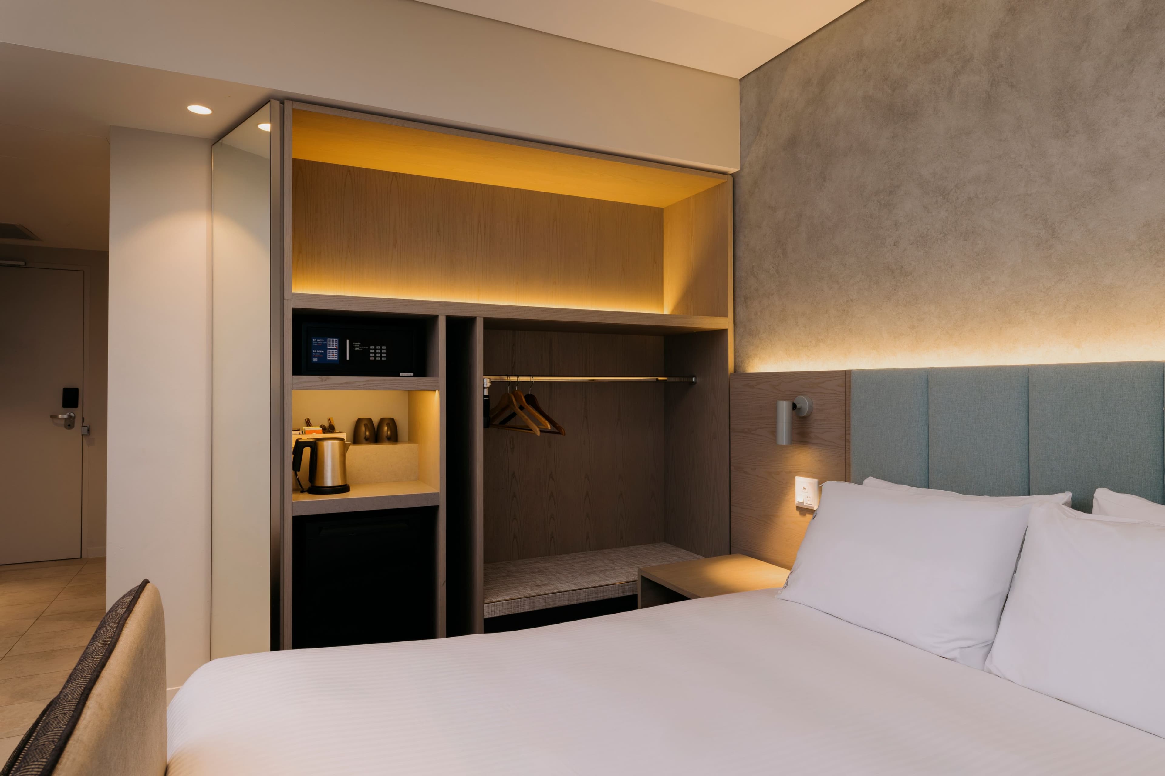 Holiday Inn Express & Suites Sunshine Coast — 20
