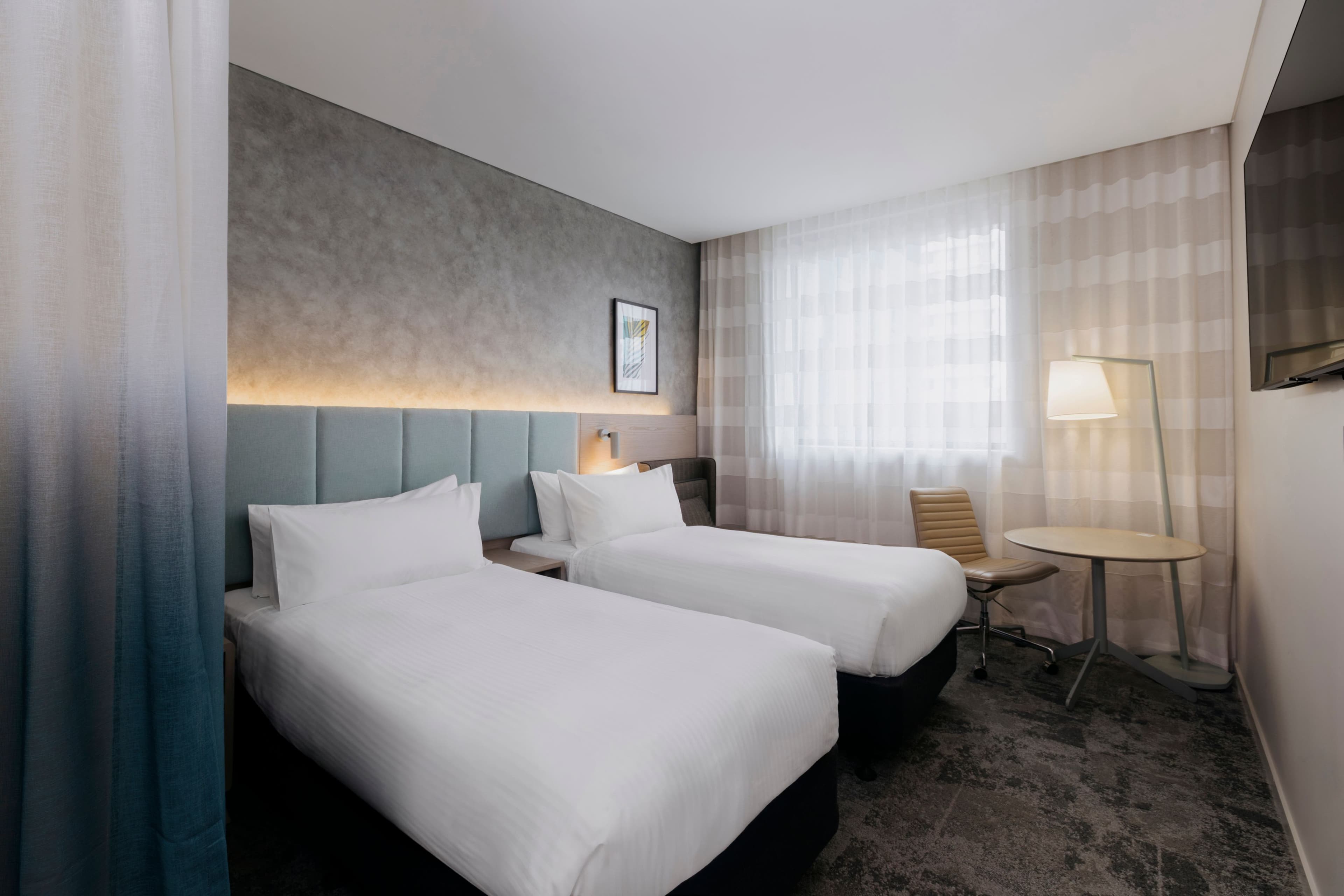 Holiday Inn Express & Suites Sunshine Coast — 6