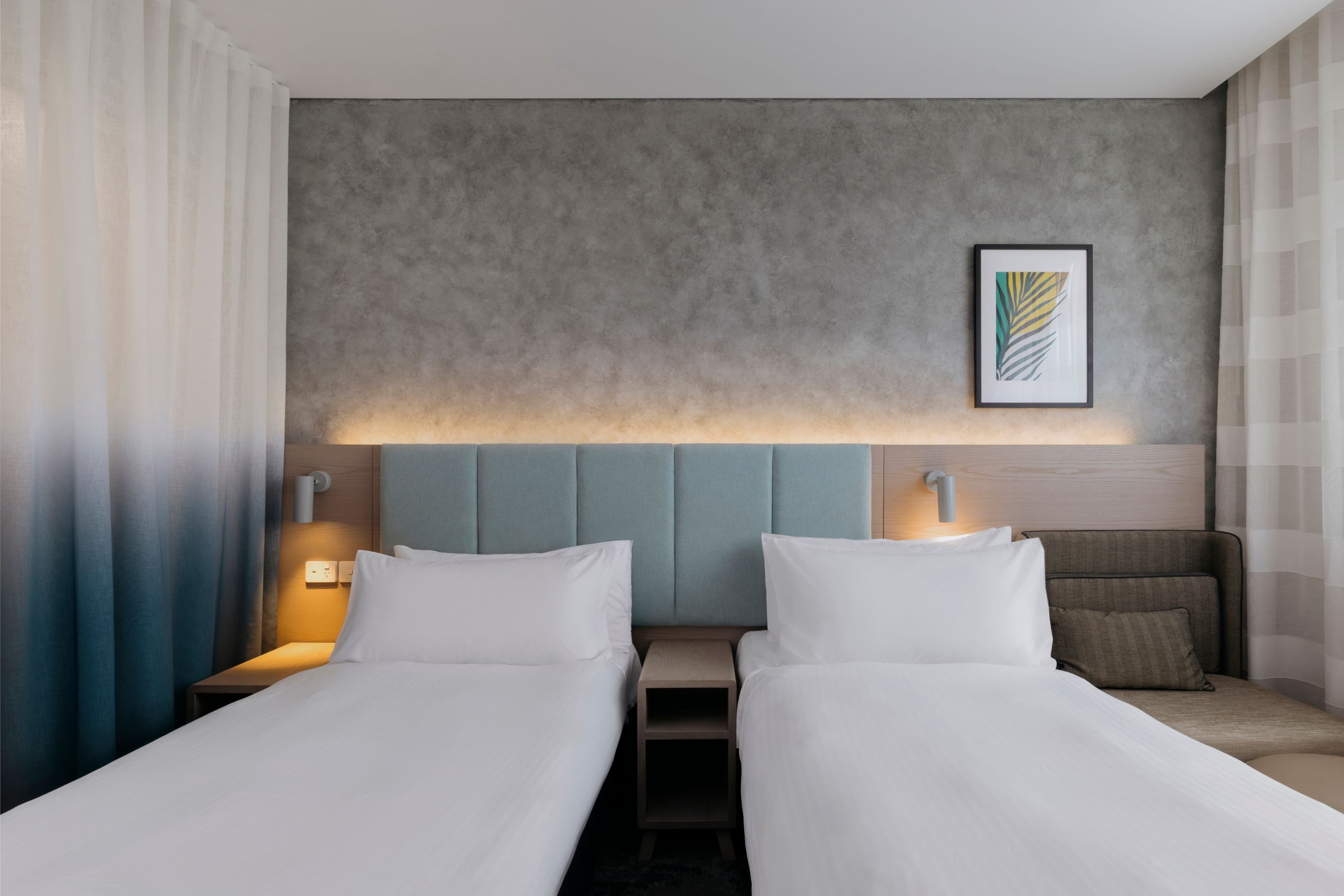 Holiday Inn Express & Suites Sunshine Coast — 5