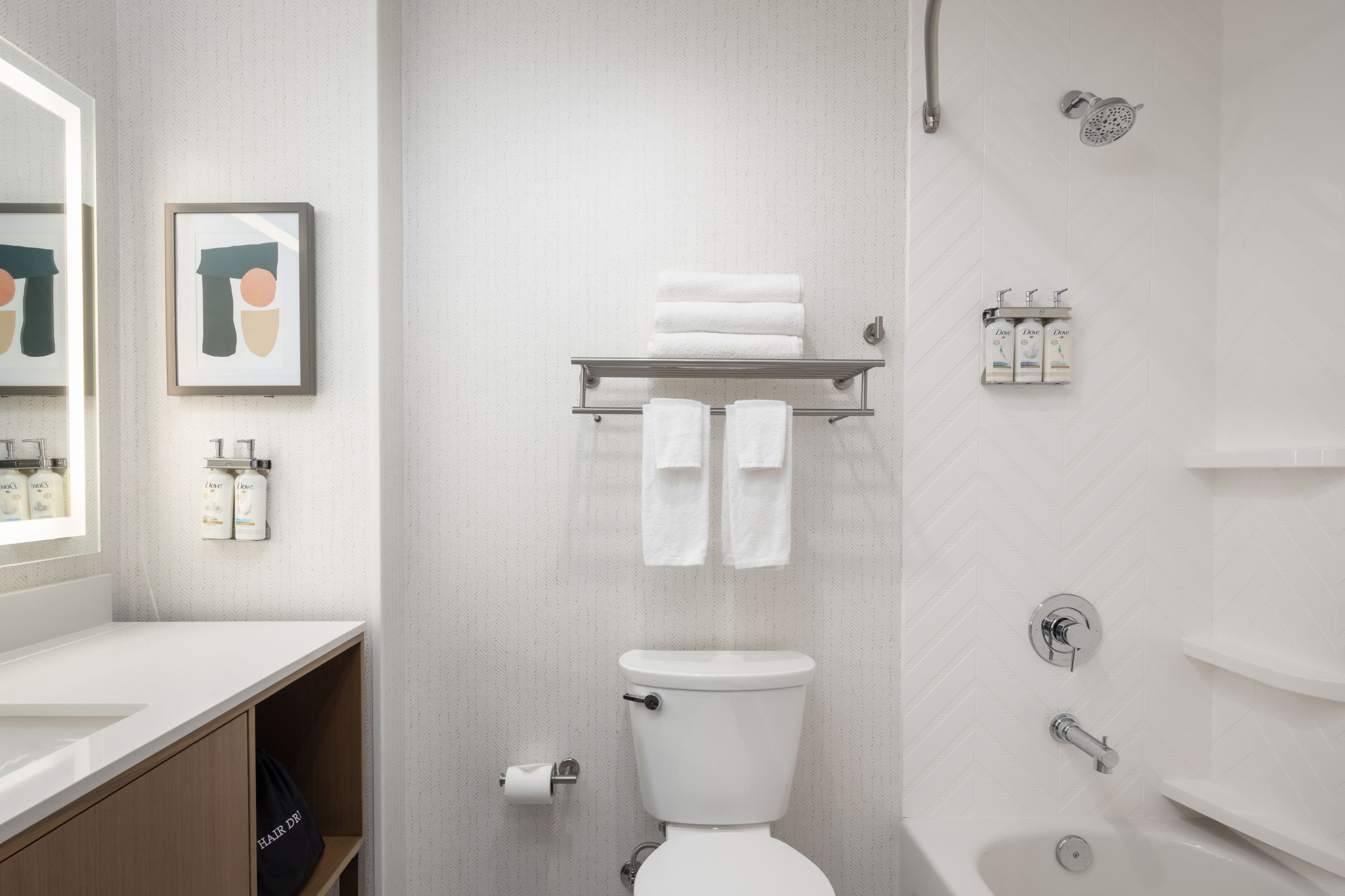Holiday Inn & Suites Monterey Park - Los Angeles - Image 5