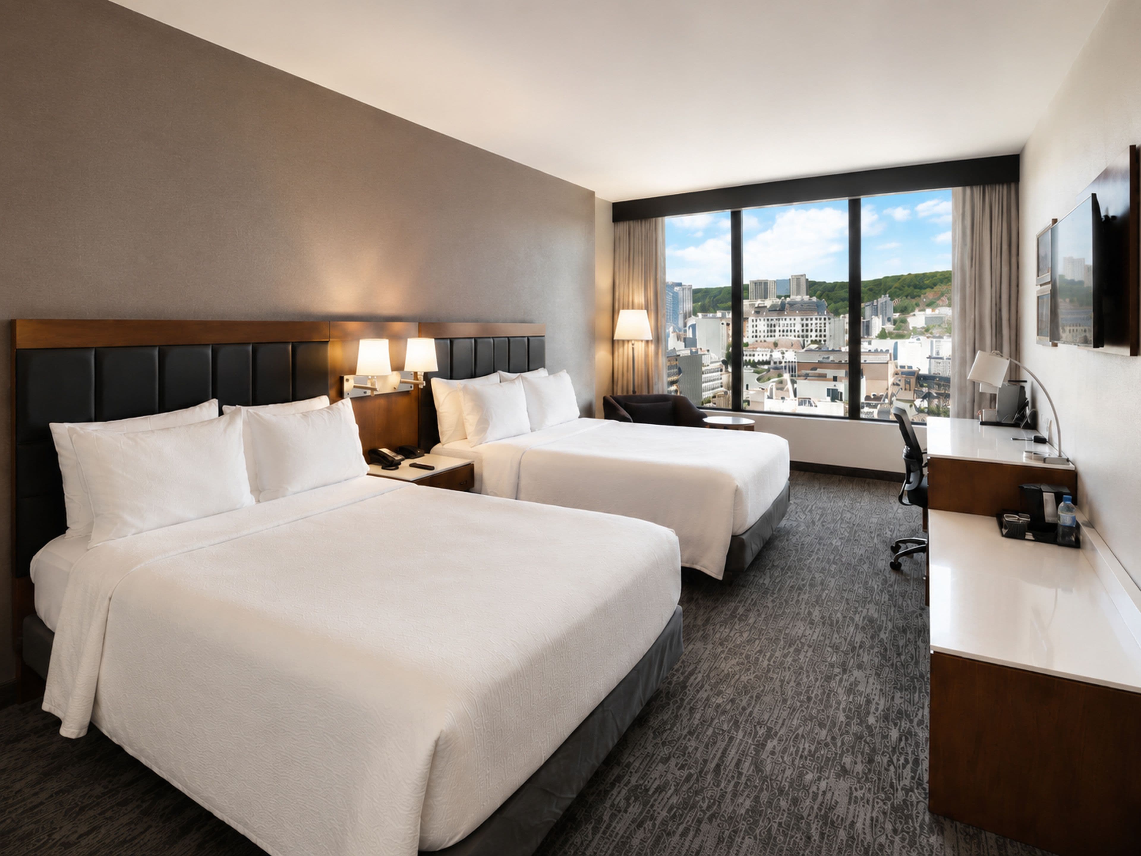 Holiday Inn & Suites Montreal Centre-ville Ouest — 46