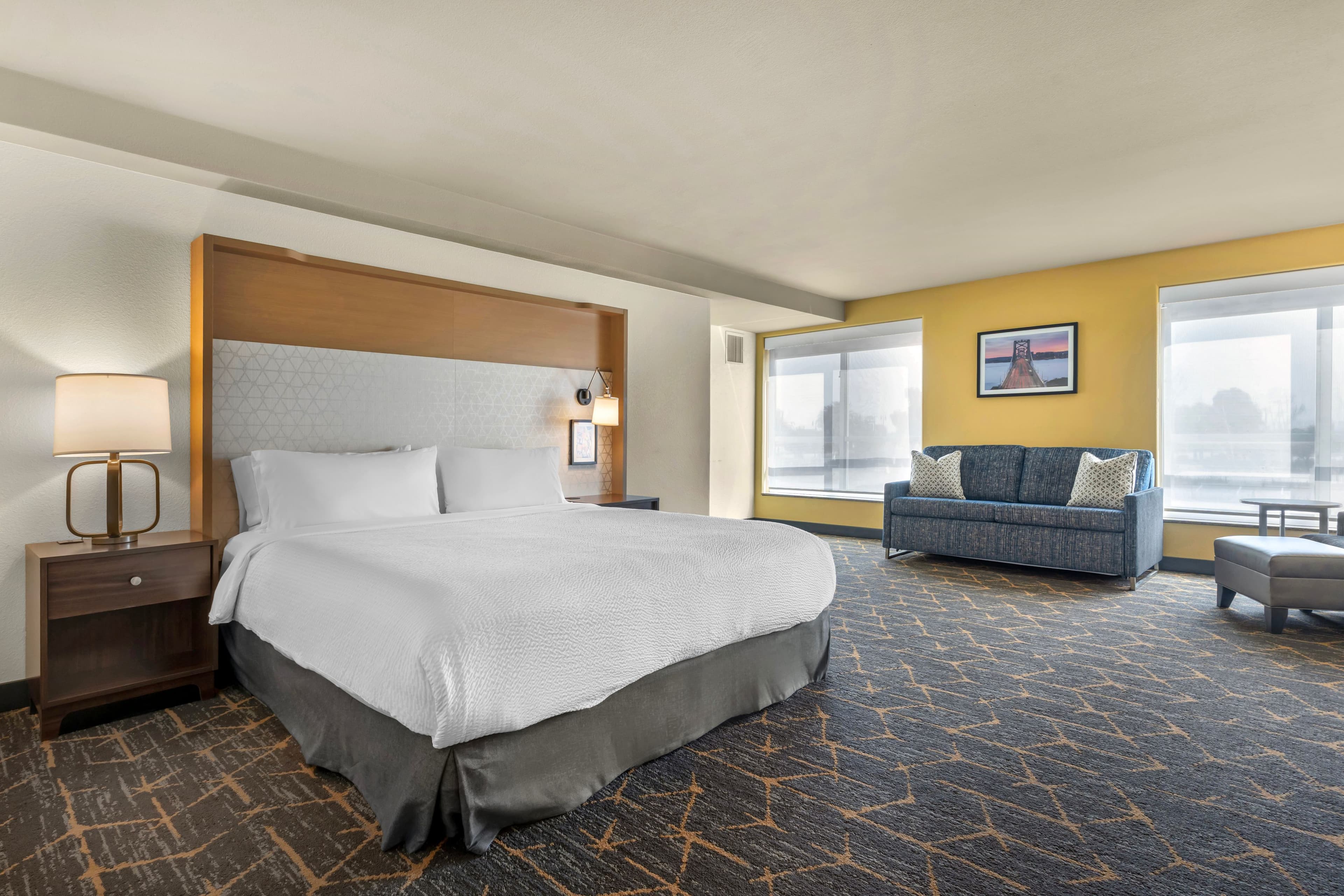 Holiday Inn & Suites Oakland - Airport — 20
