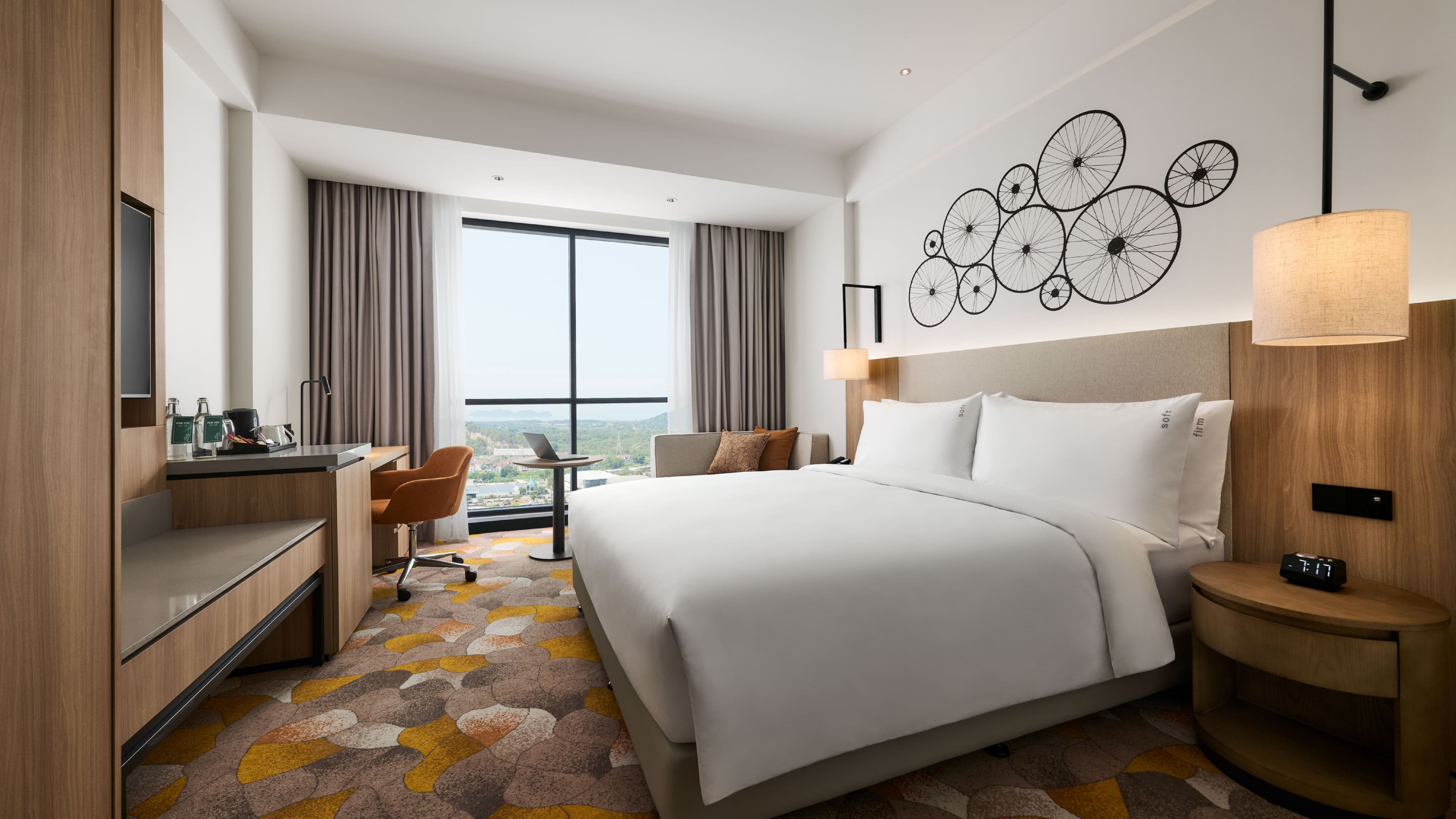 Holiday Inn & Suites Penang Prai — 11