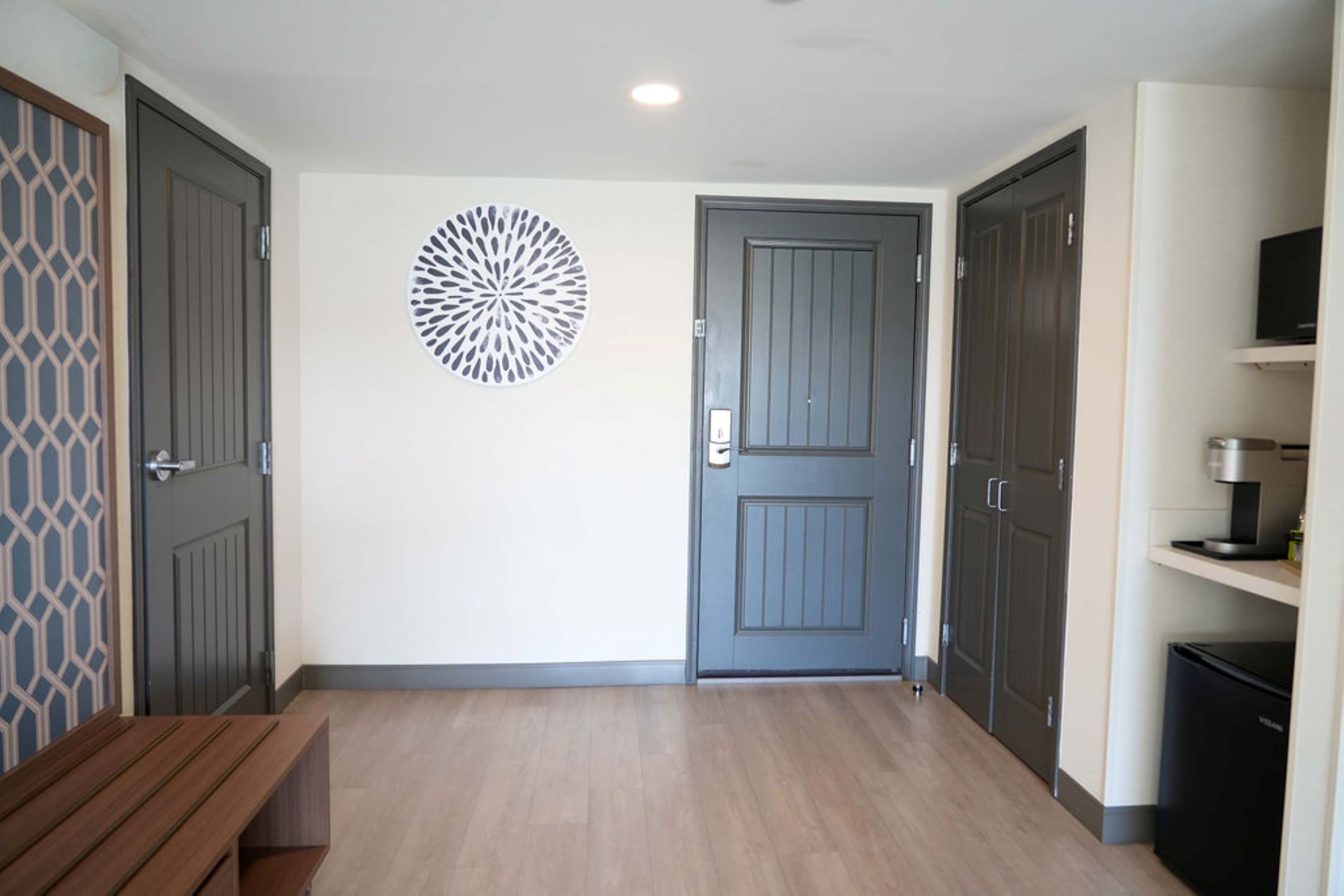 Holiday Inn & Suites Phoenix Airport — 40