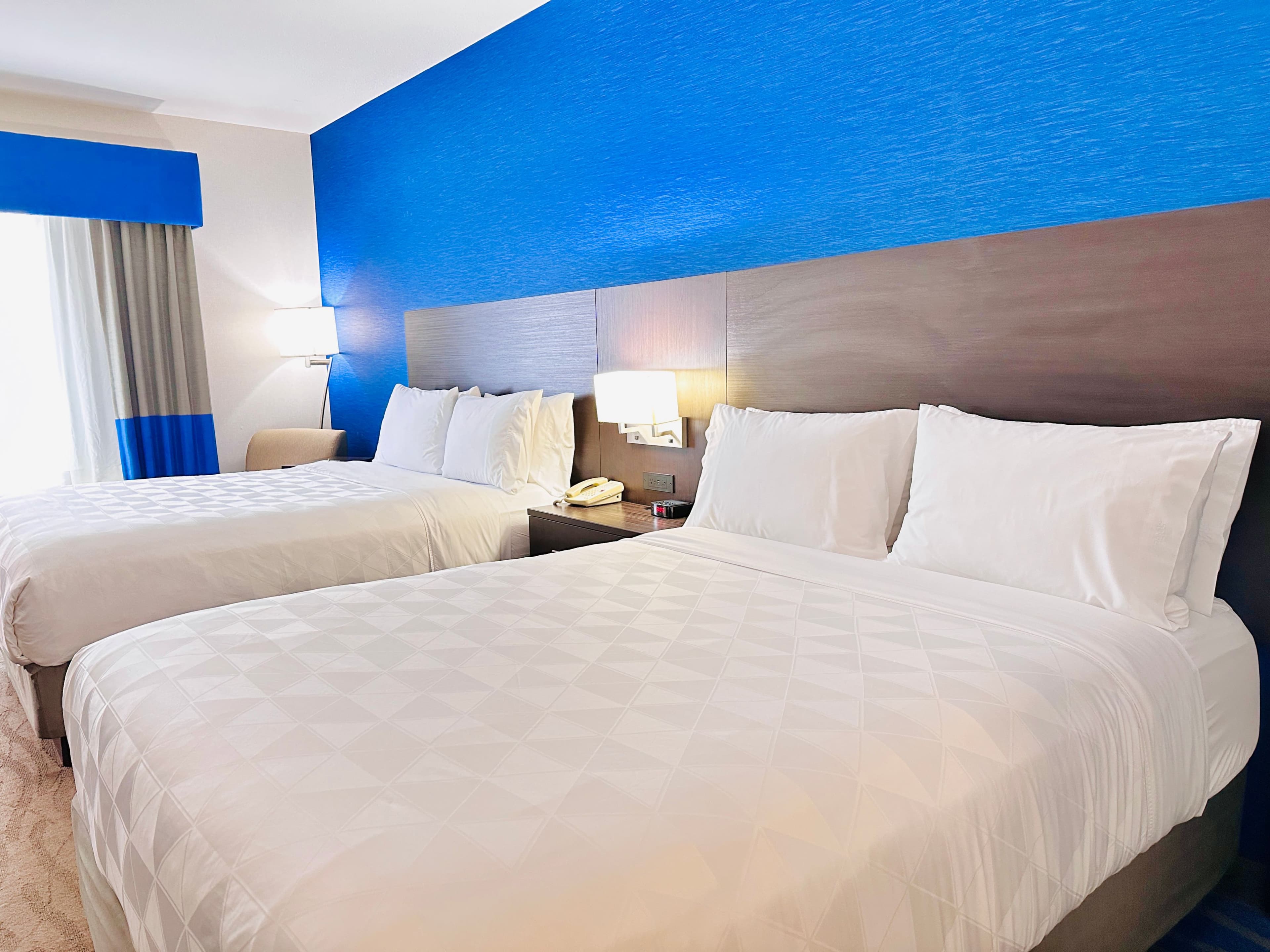 Holiday Inn & Suites Regina — 7