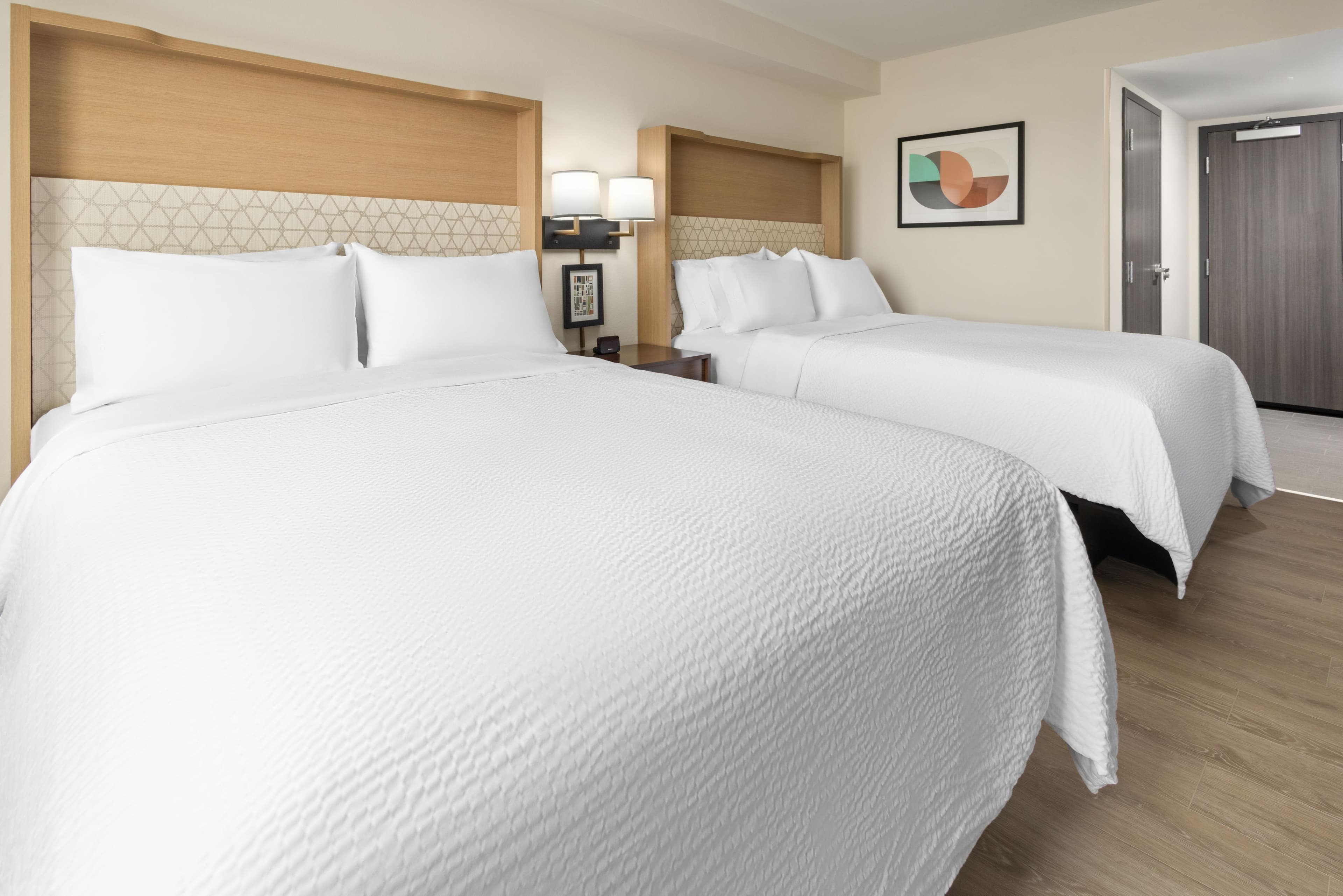 Holiday Inn & Suites Richmond - West End — 15