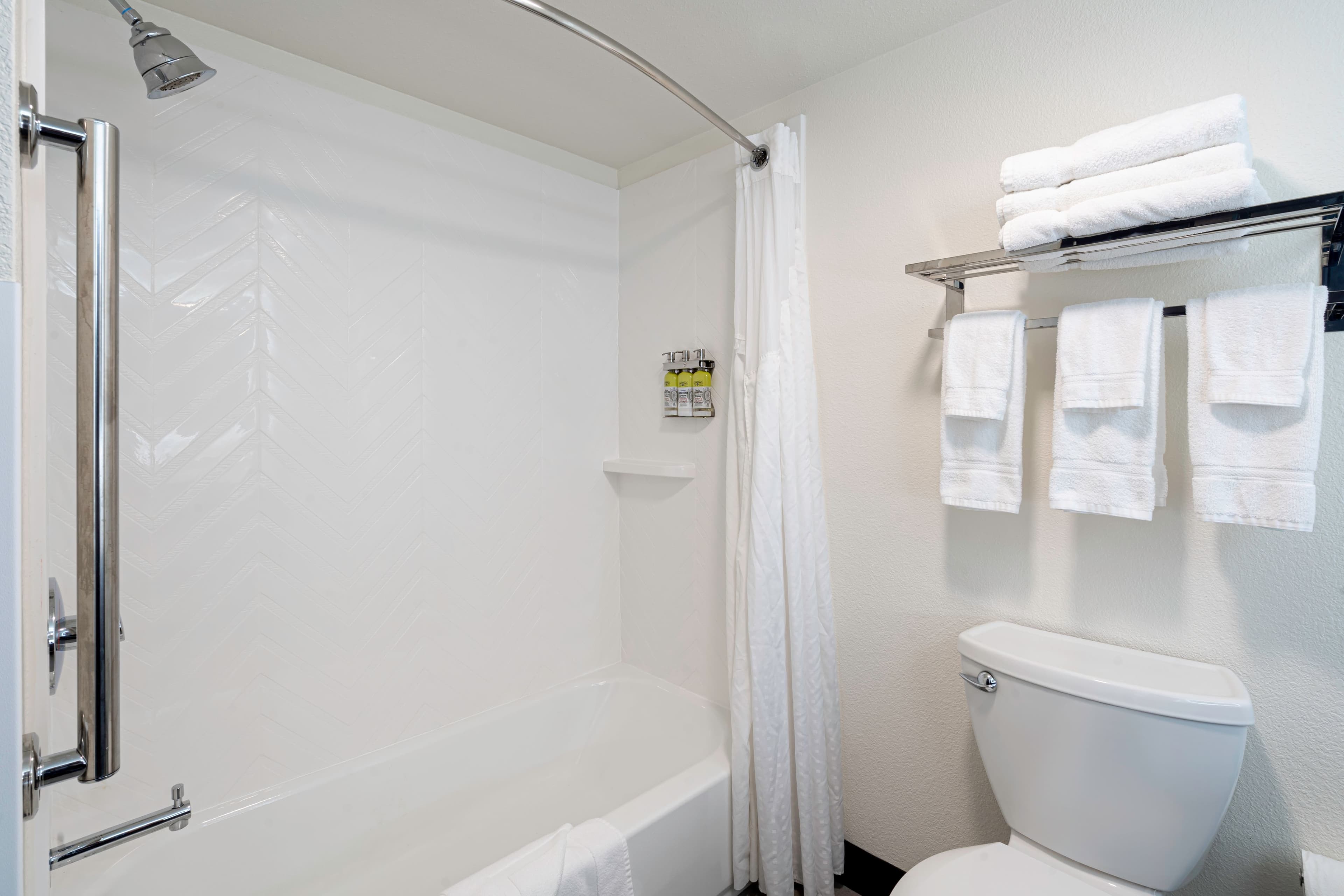 Holiday Inn & Suites Wausau-Rothschild — 30