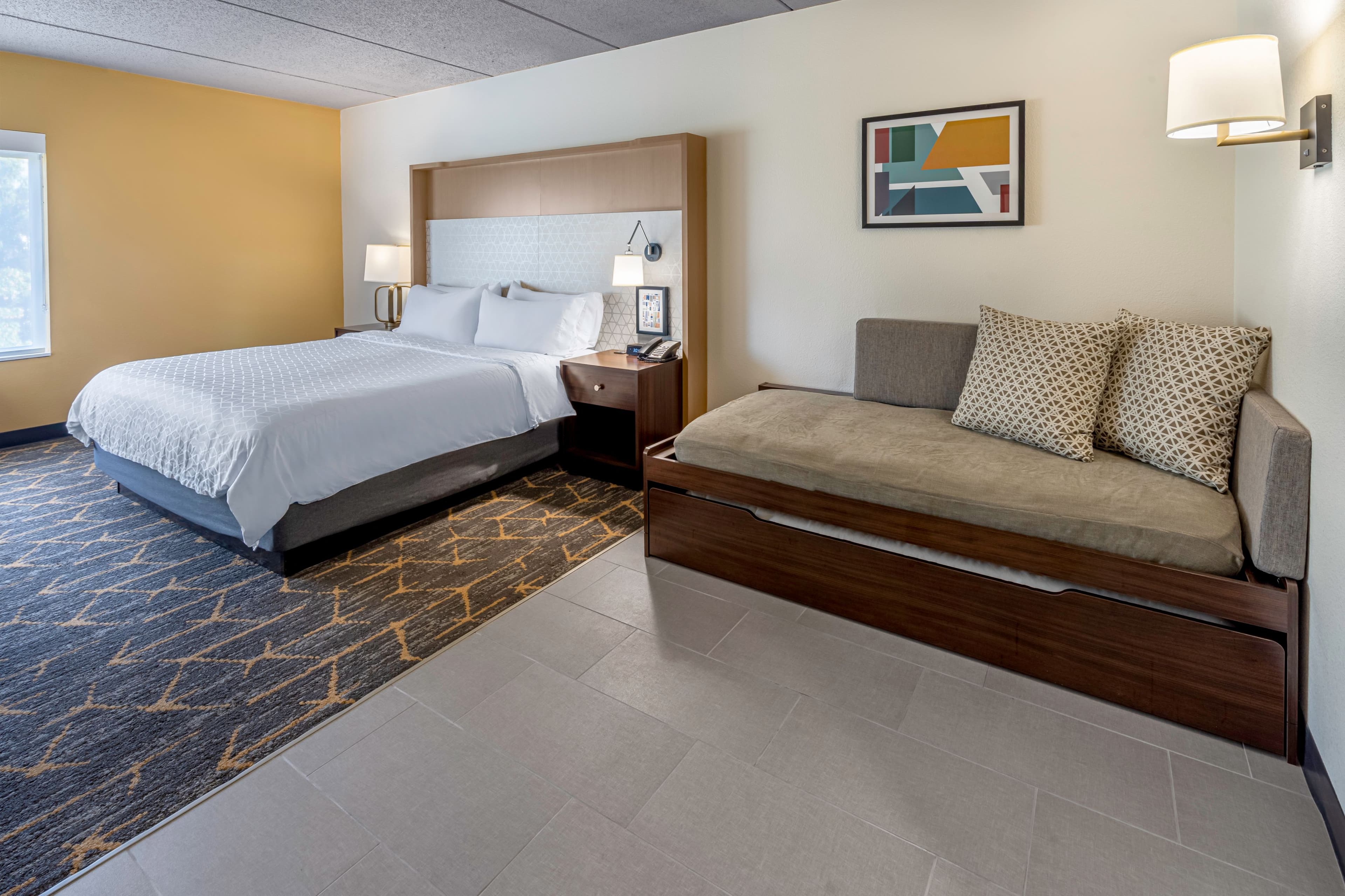 Holiday Inn & Suites Wausau-Rothschild — 12