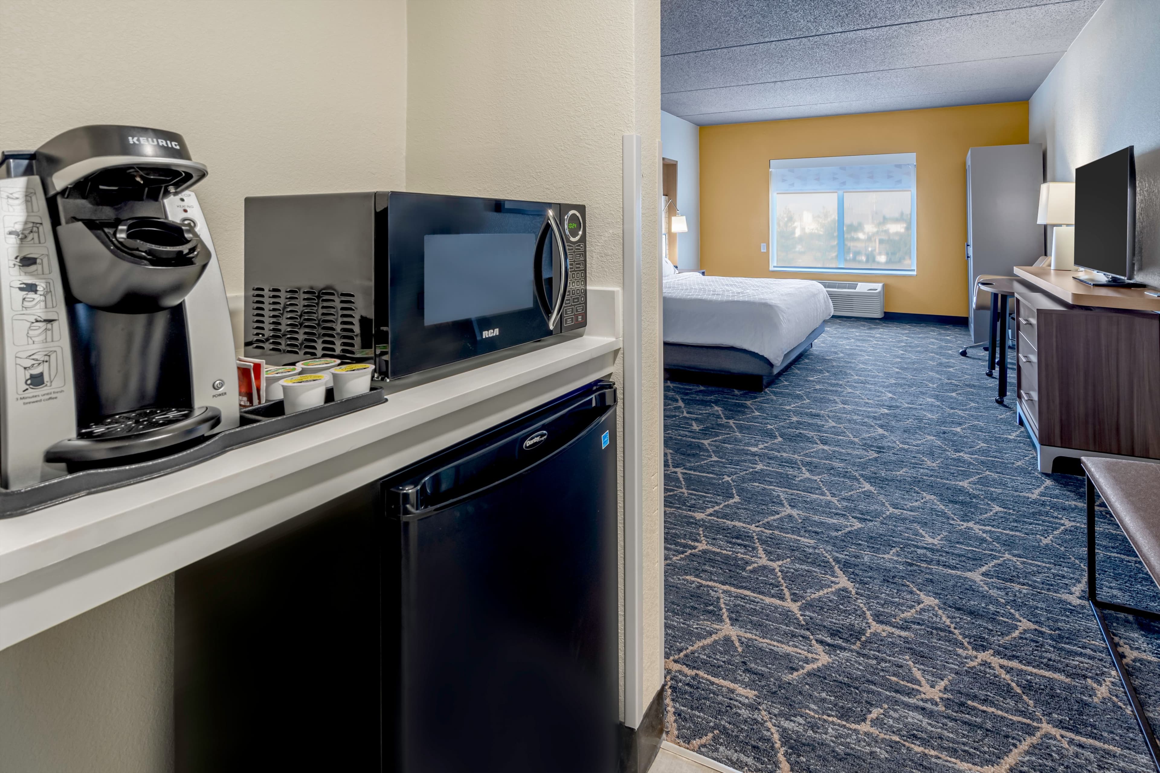 Holiday Inn & Suites Wausau-Rothschild — 11