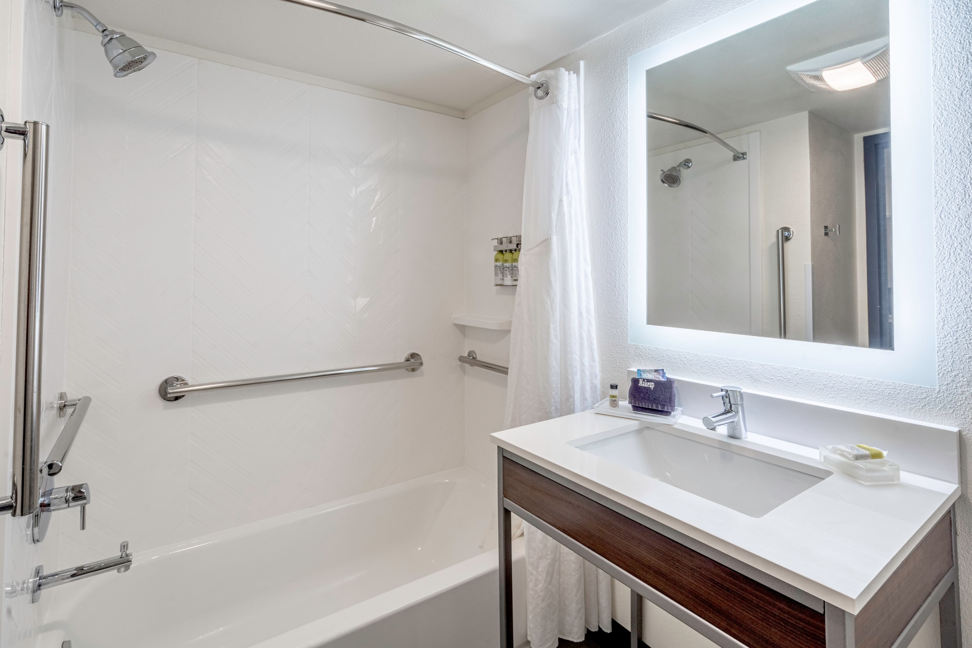 Holiday Inn & Suites Wausau-Rothschild — 18