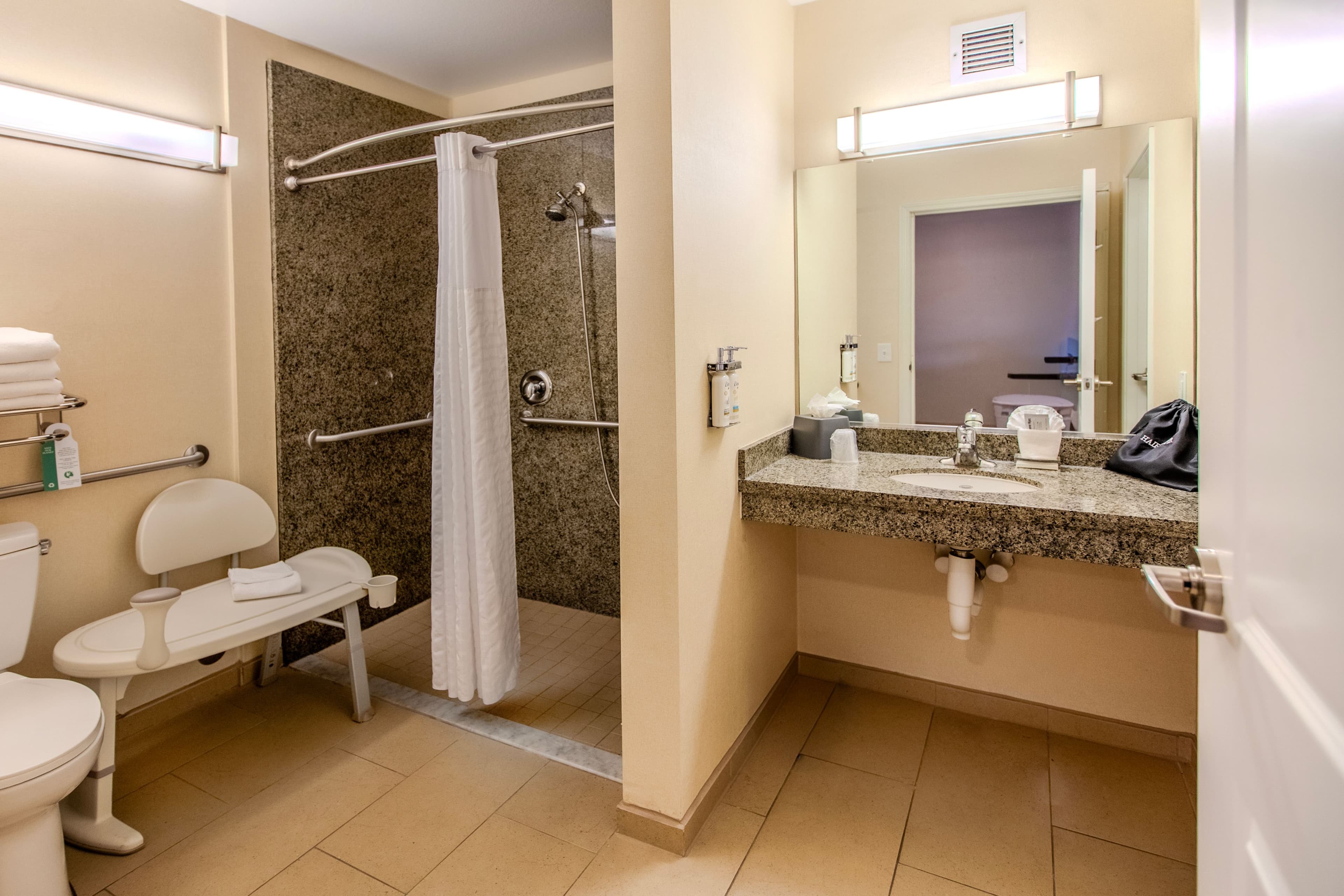 Holiday Inn & Suites Scottsdale North - Airpark — 17
