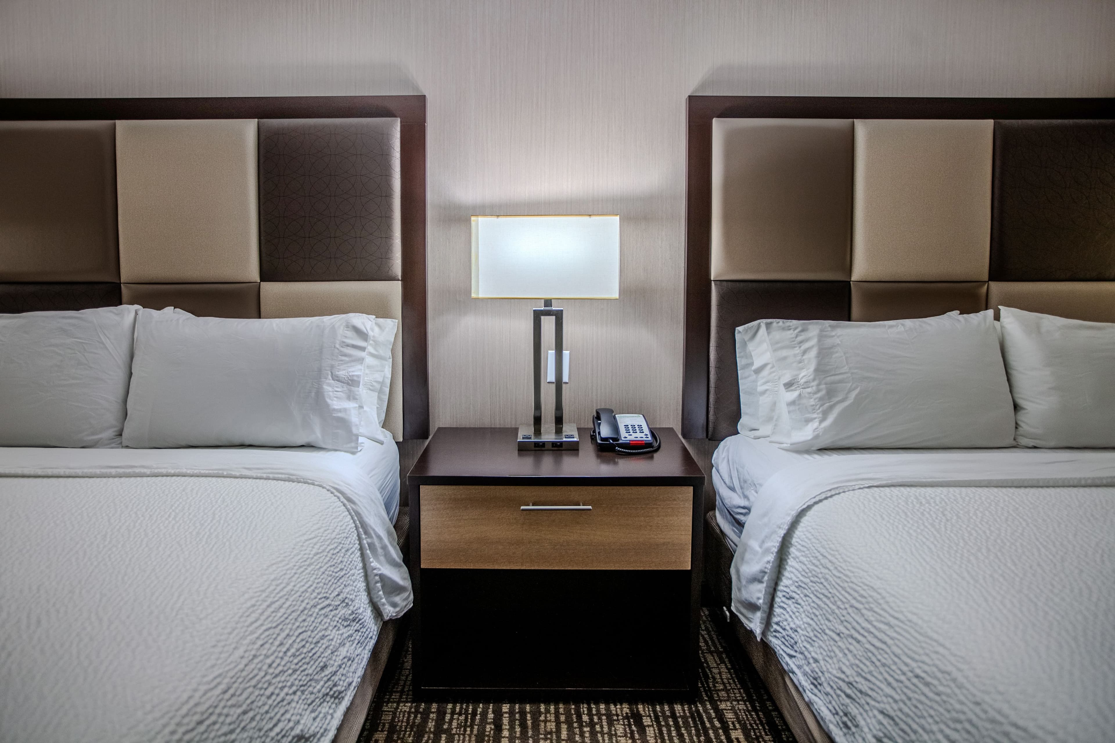 Holiday Inn & Suites Scottsdale North - Airpark — 29
