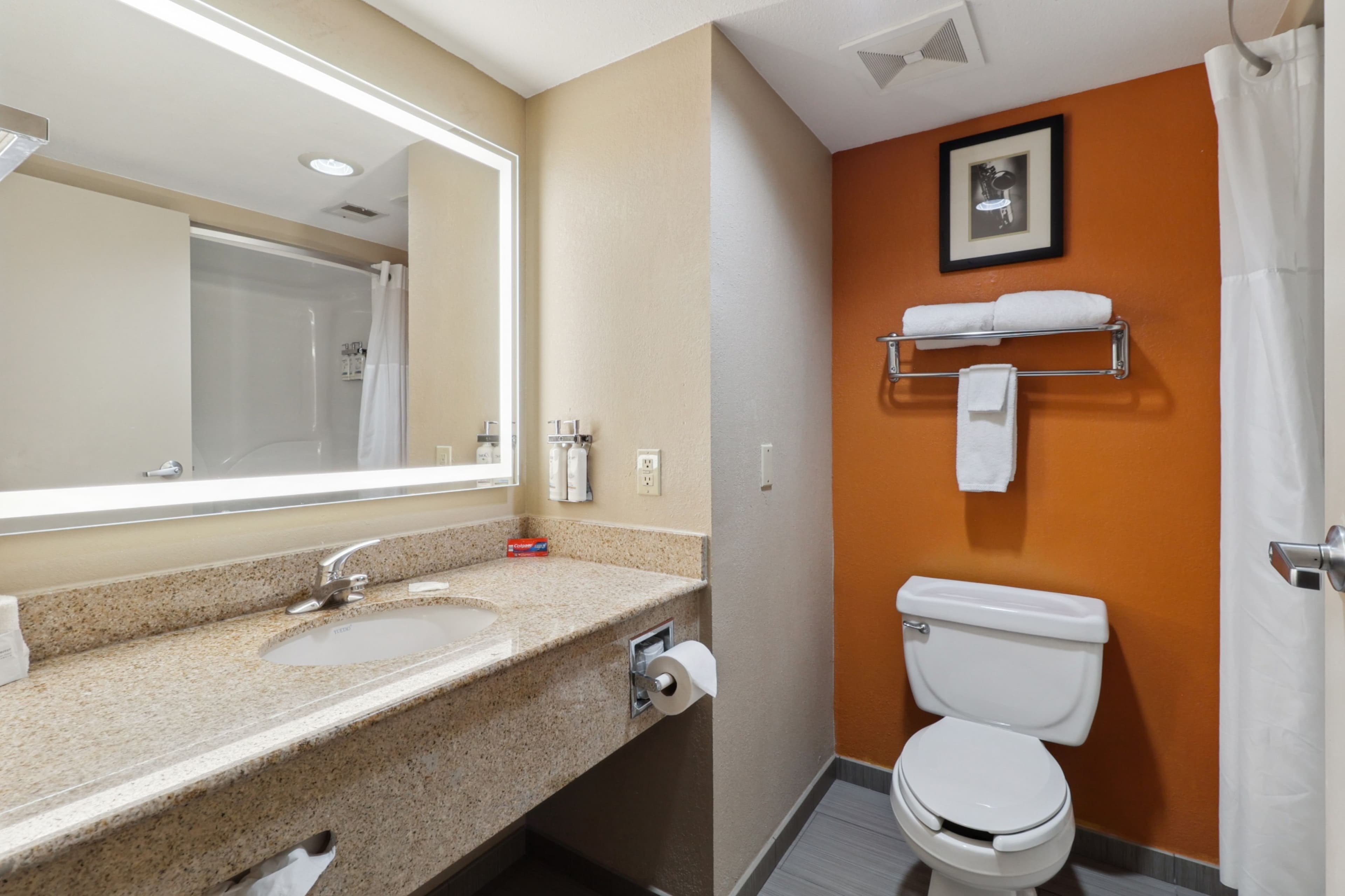 Holiday Inn & Suites Slidell - New Orleans Area — 12