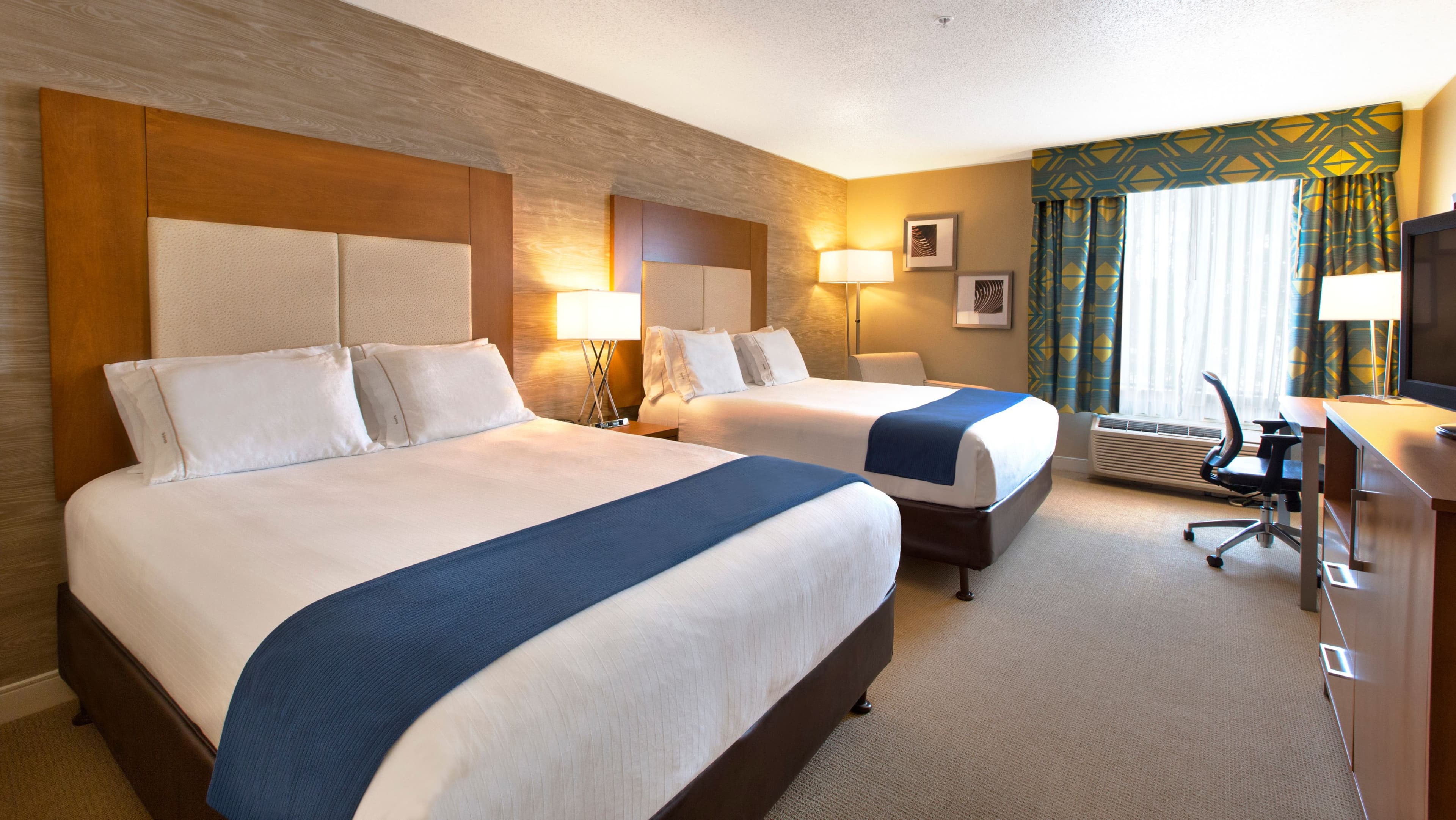 Holiday Inn & Suites SPRING - THE WOODLANDS AREA — 11