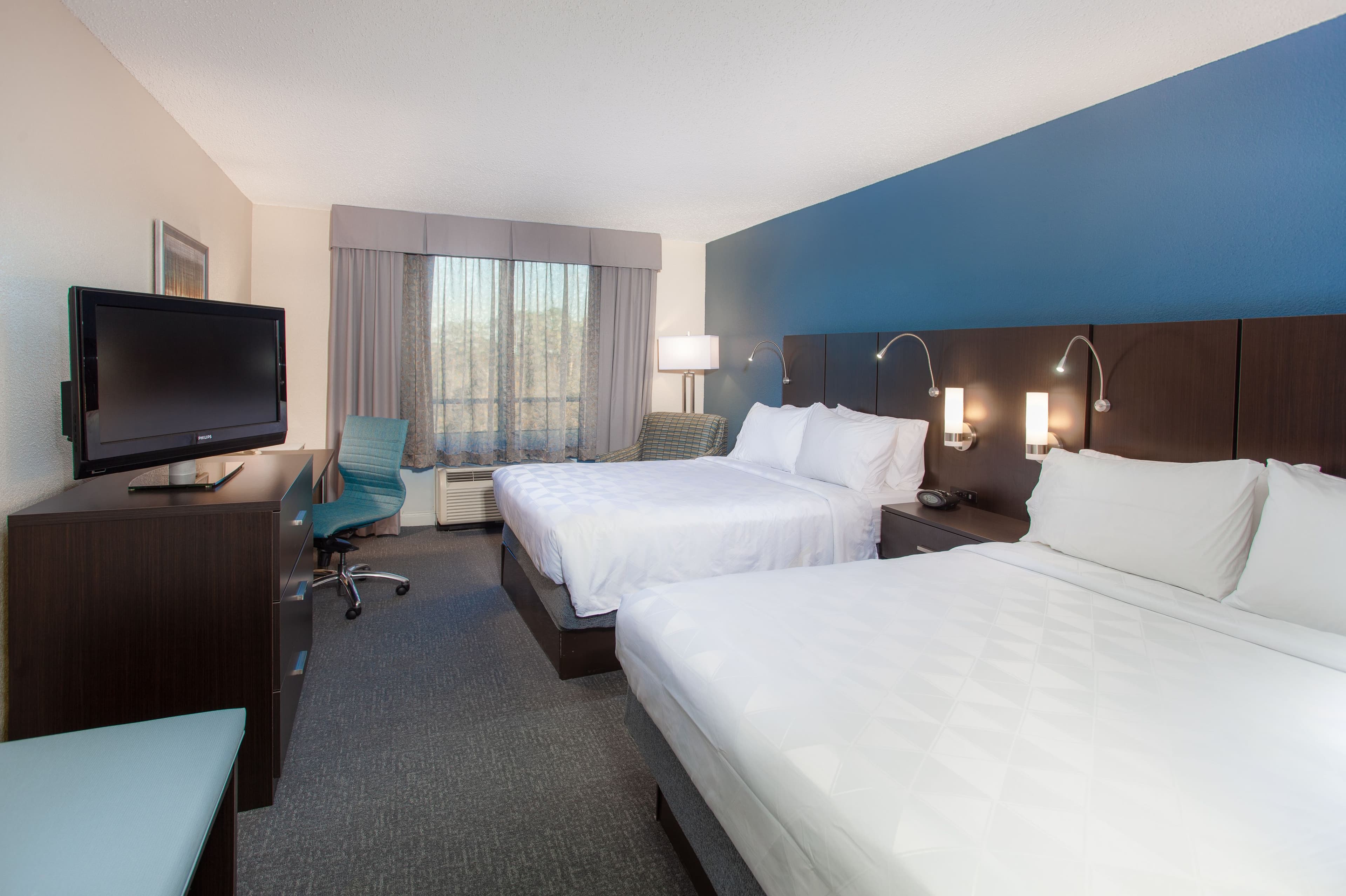 Holiday Inn & Suites Tallahassee Conference Ctr N — 32