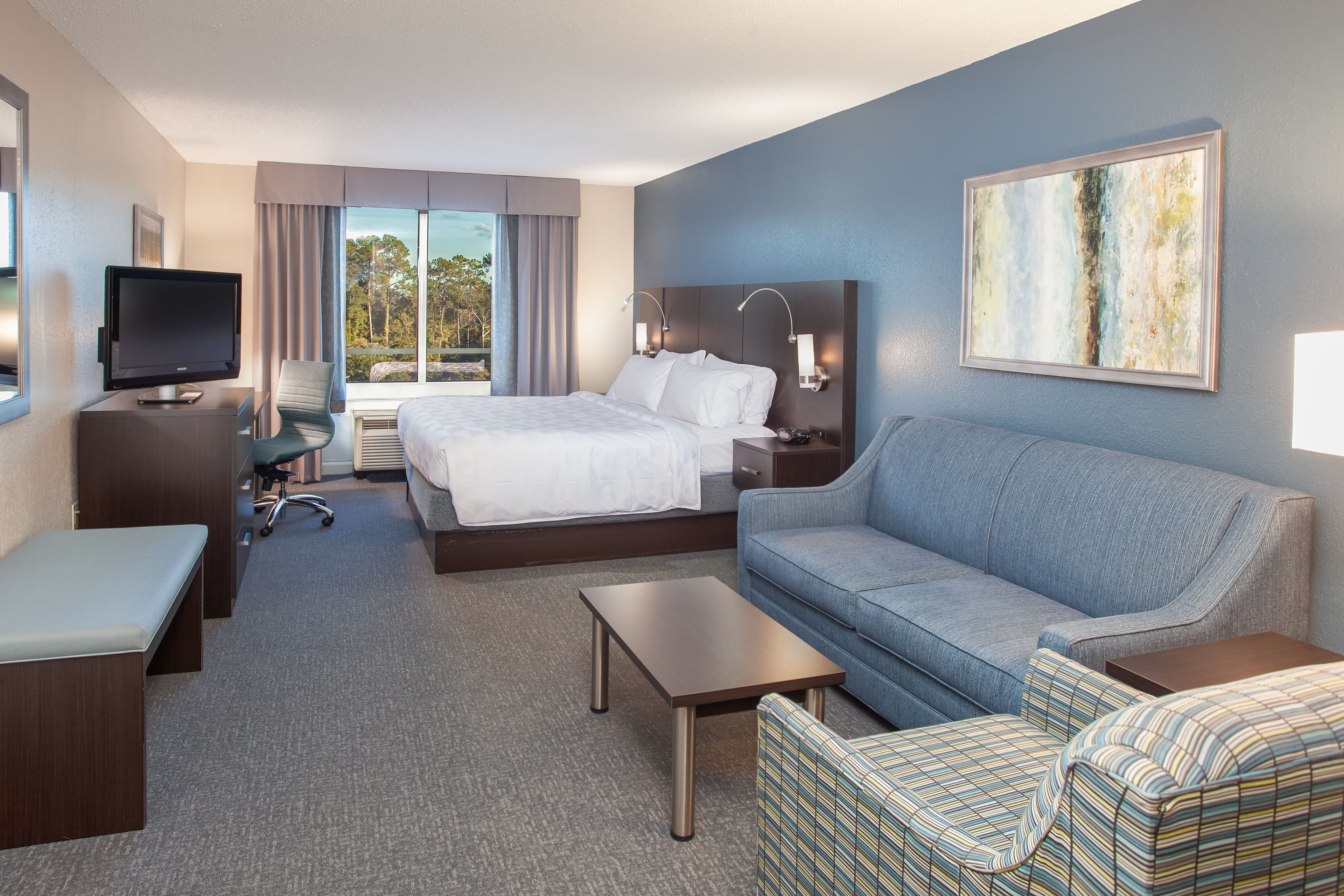 Holiday Inn & Suites Tallahassee Conference Ctr N — 11