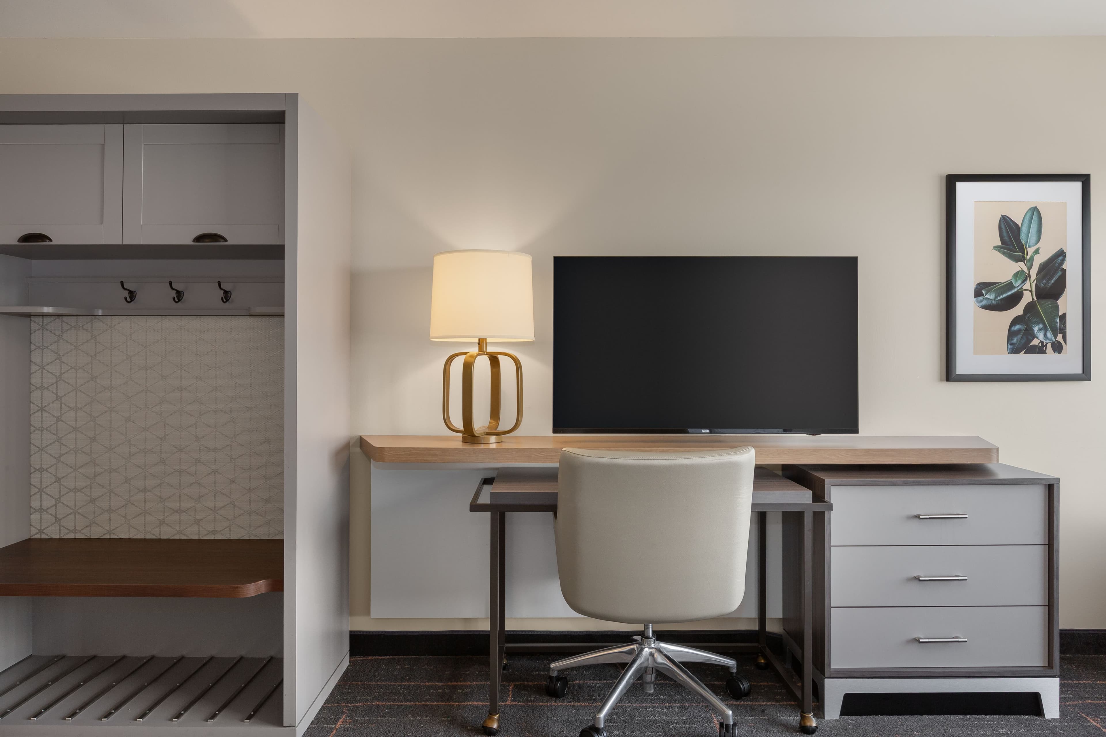 Holiday Inn & Suites Detroit - Troy — 63