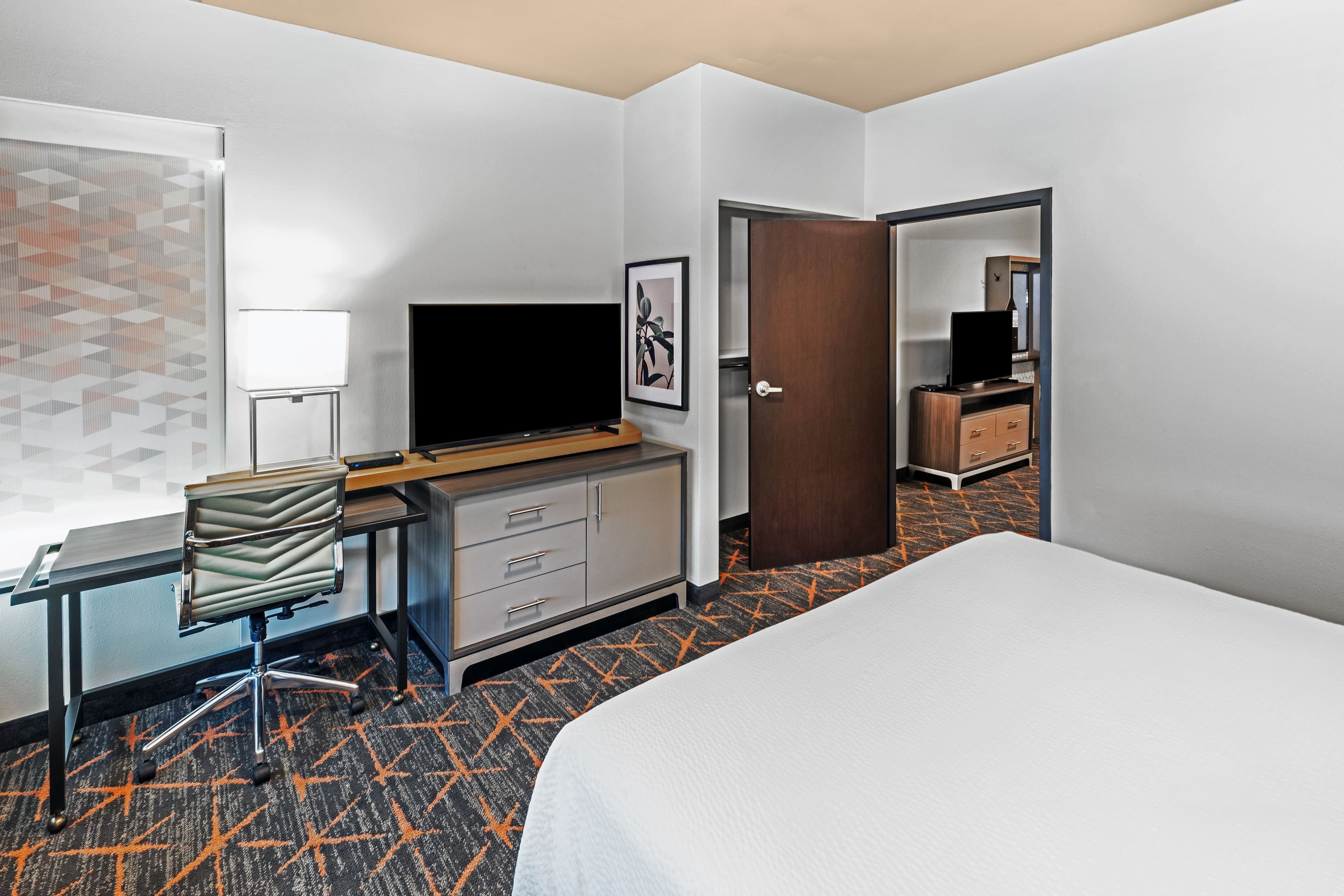 Holiday Inn & Suites Tulsa South — 39