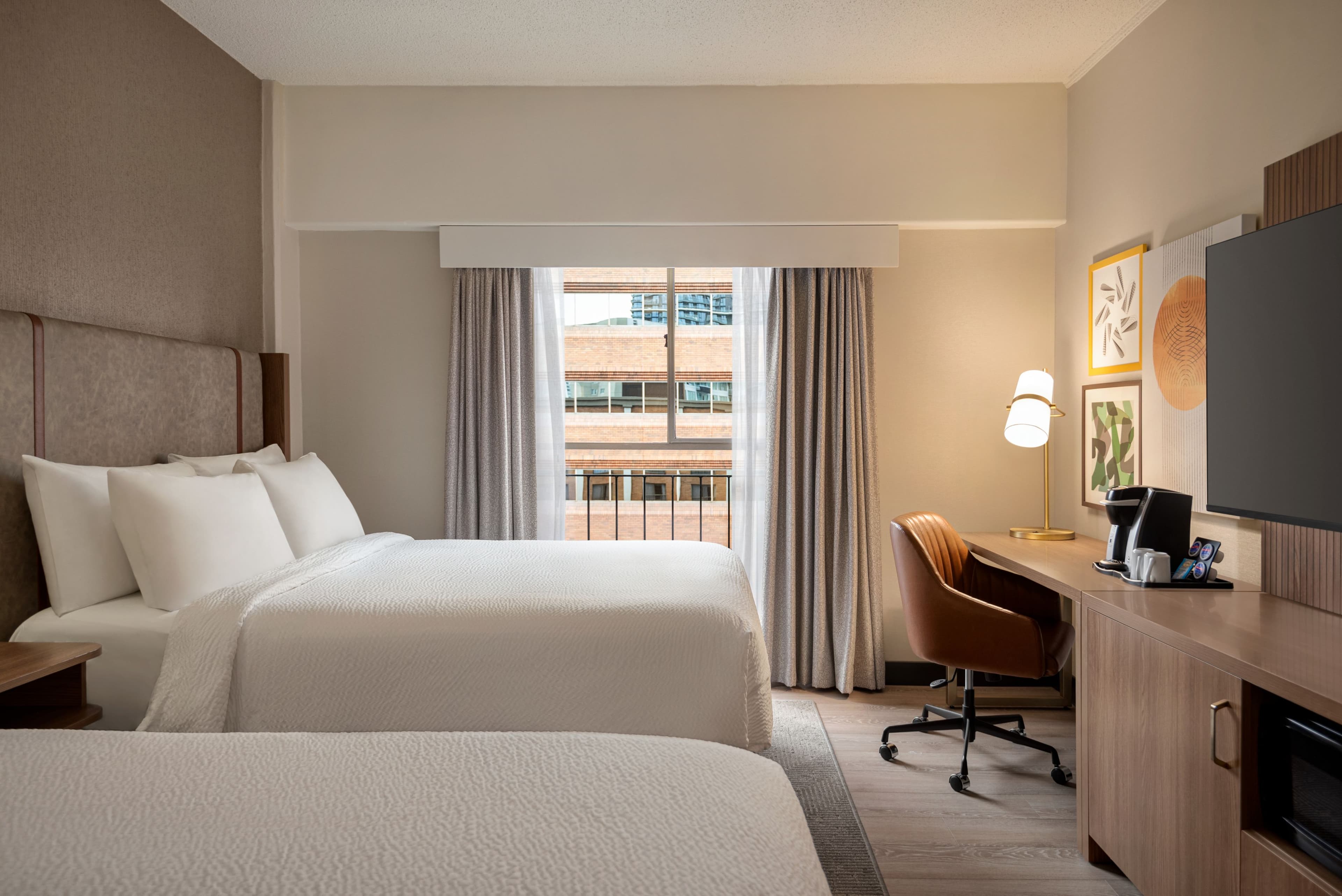 Holiday Inn & Suites Vancouver Downtown — 50