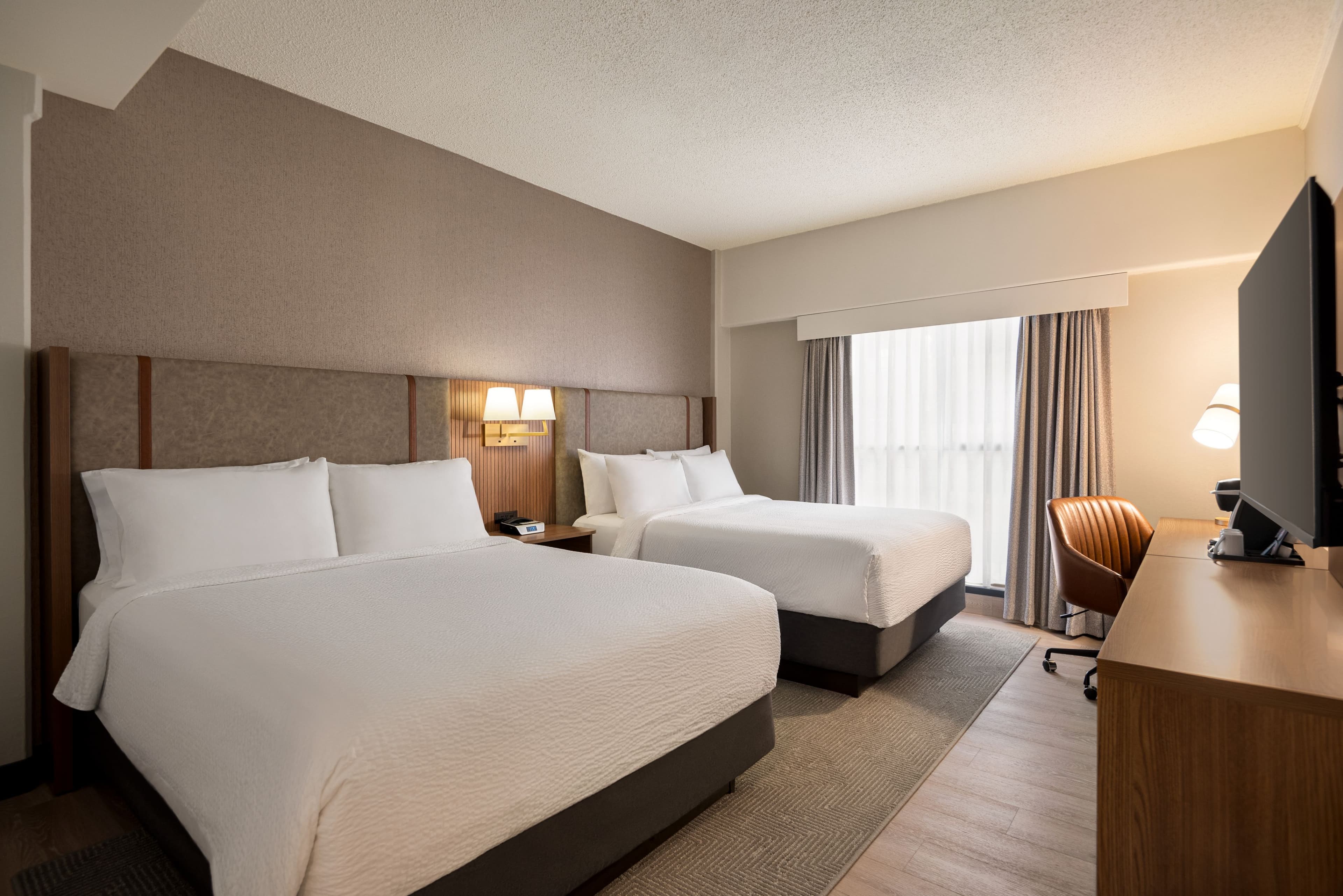 Holiday Inn & Suites Vancouver Downtown — 51