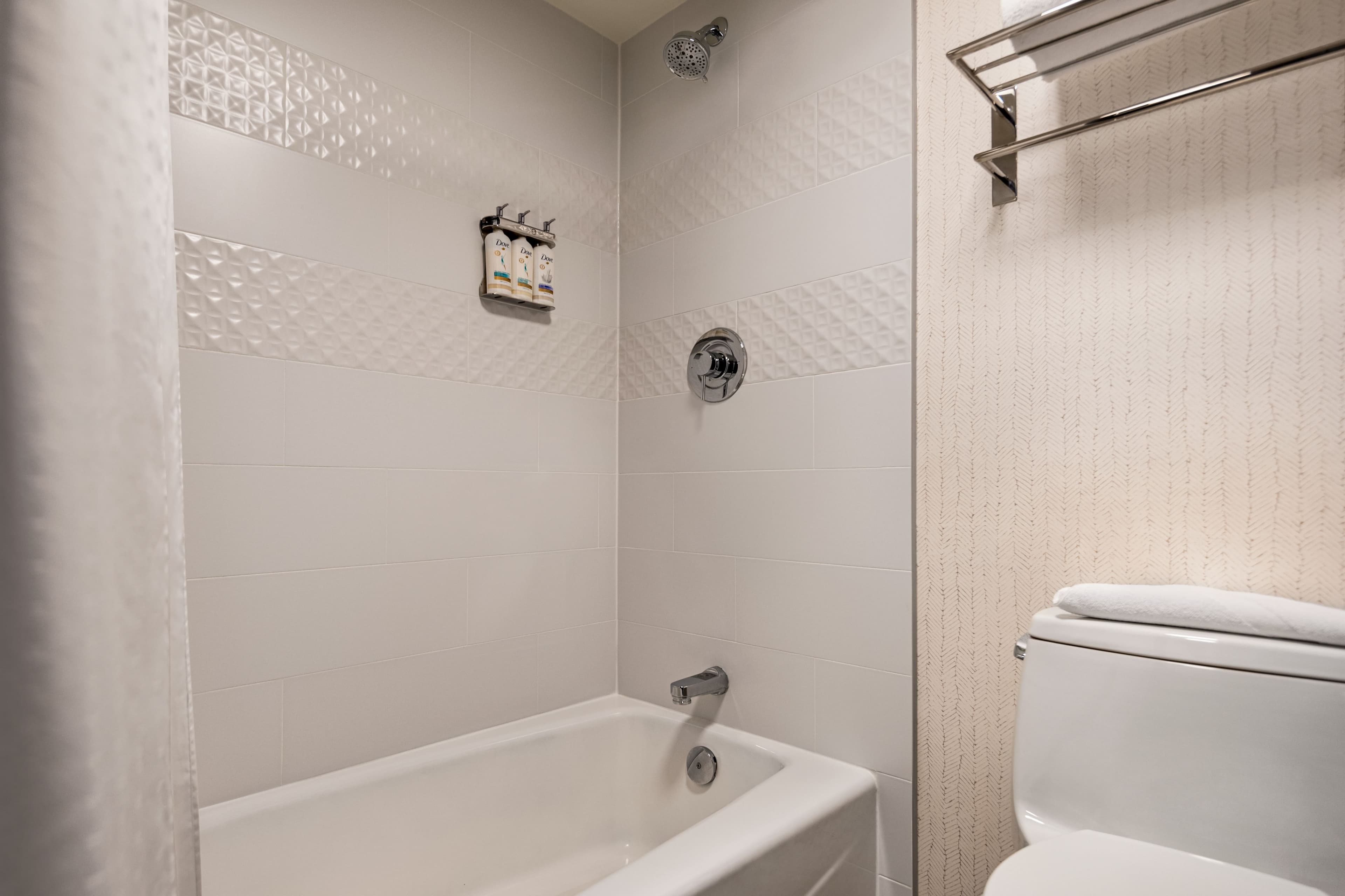 Holiday Inn & Suites Vancouver Downtown — 34