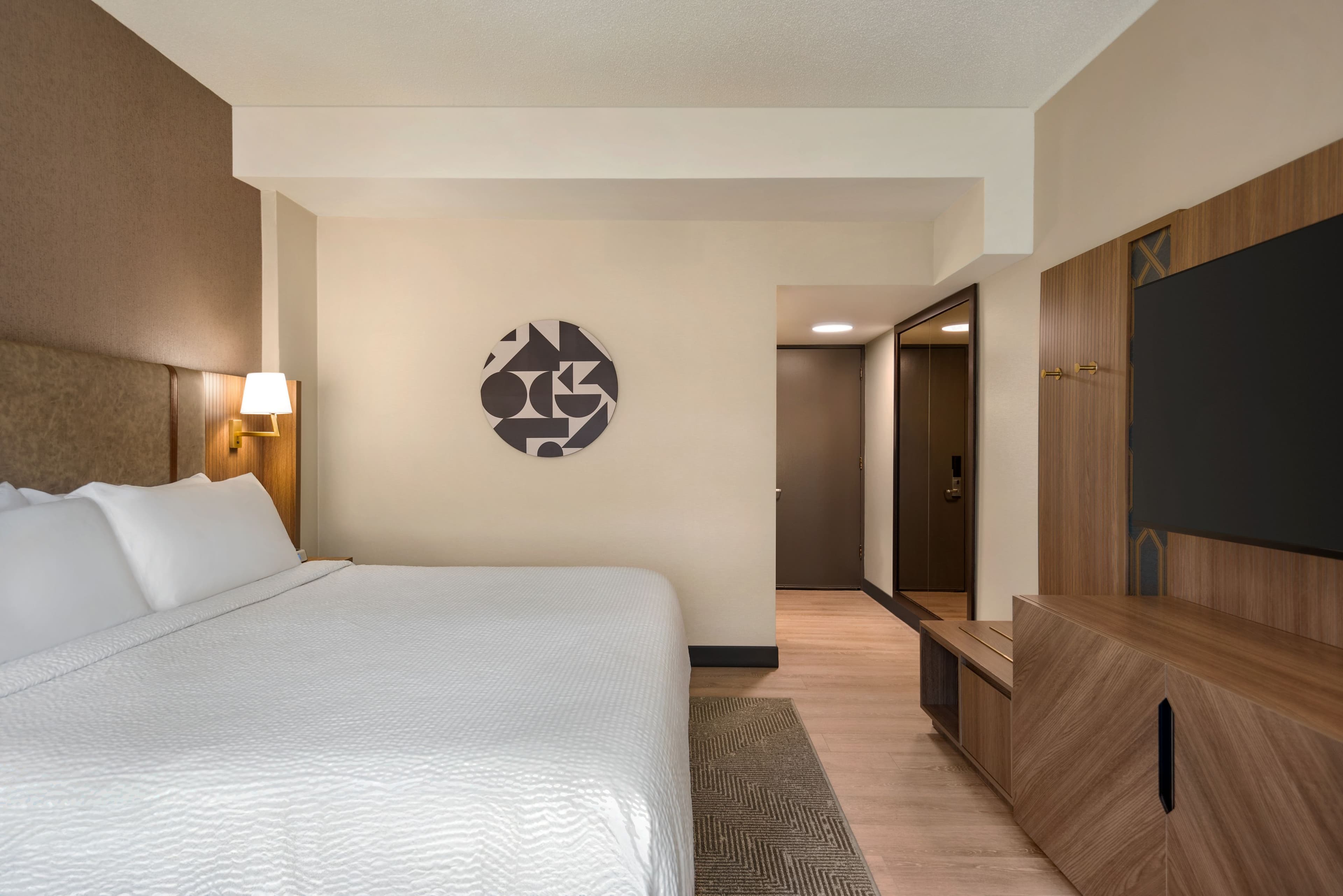 Holiday Inn & Suites Vancouver Downtown — 23