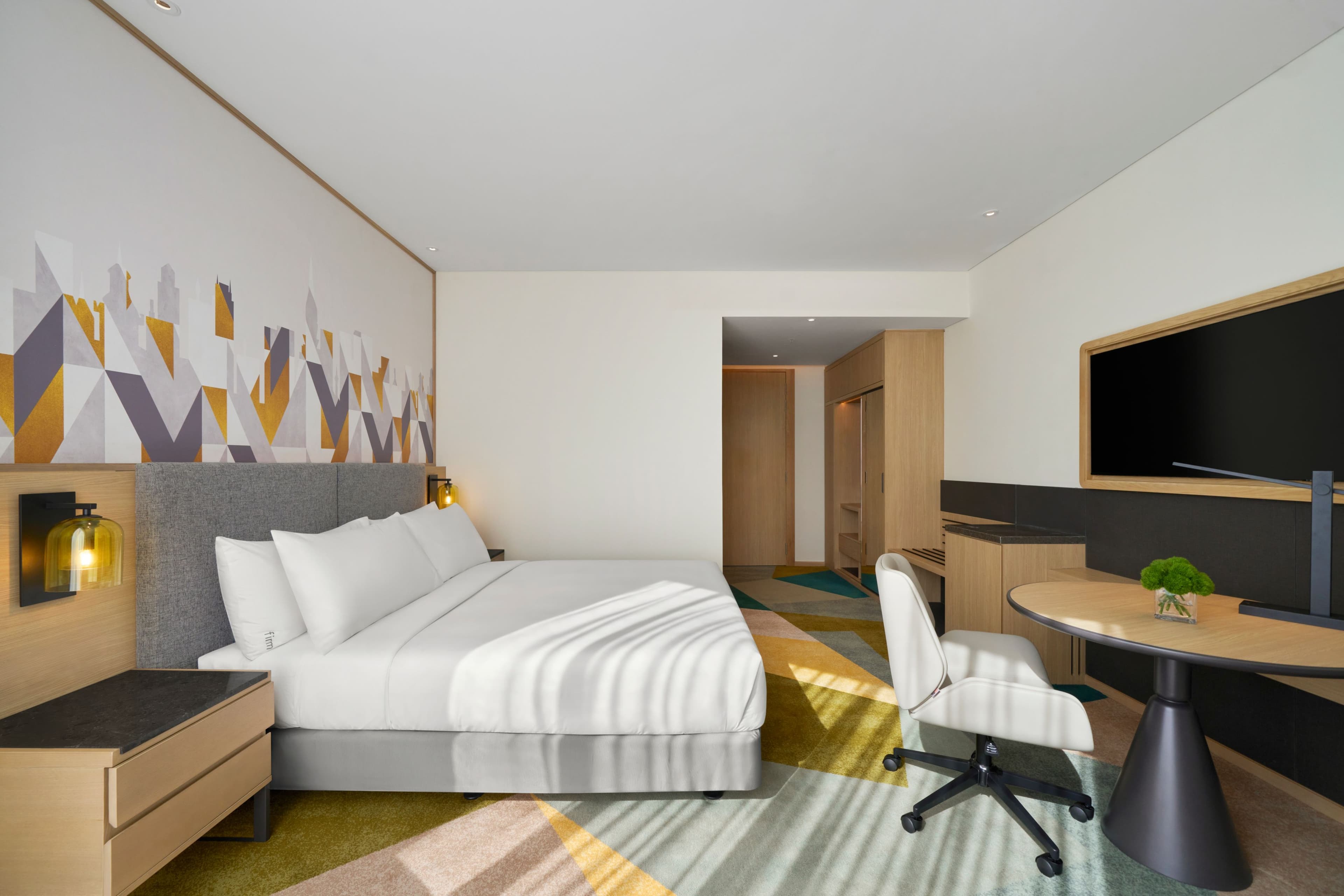 Holiday Inn & Suites Vientiane — 9
