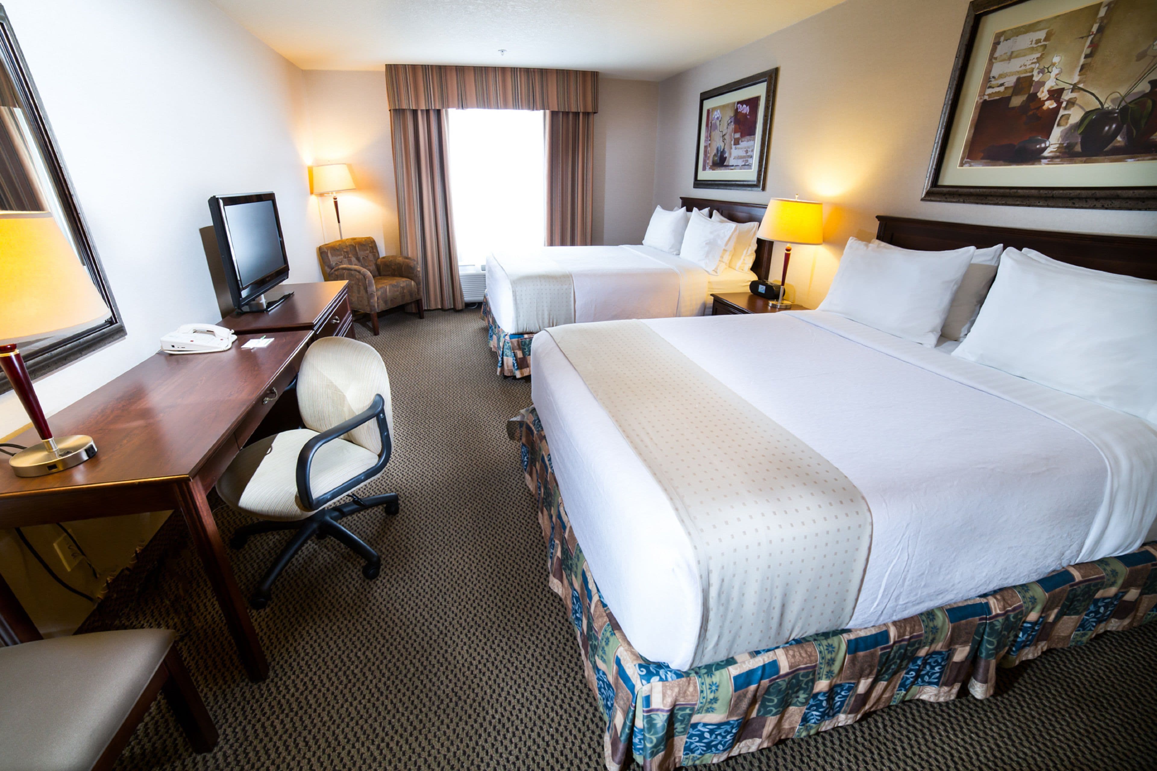 Holiday Inn & Suites West Edmonton — 10